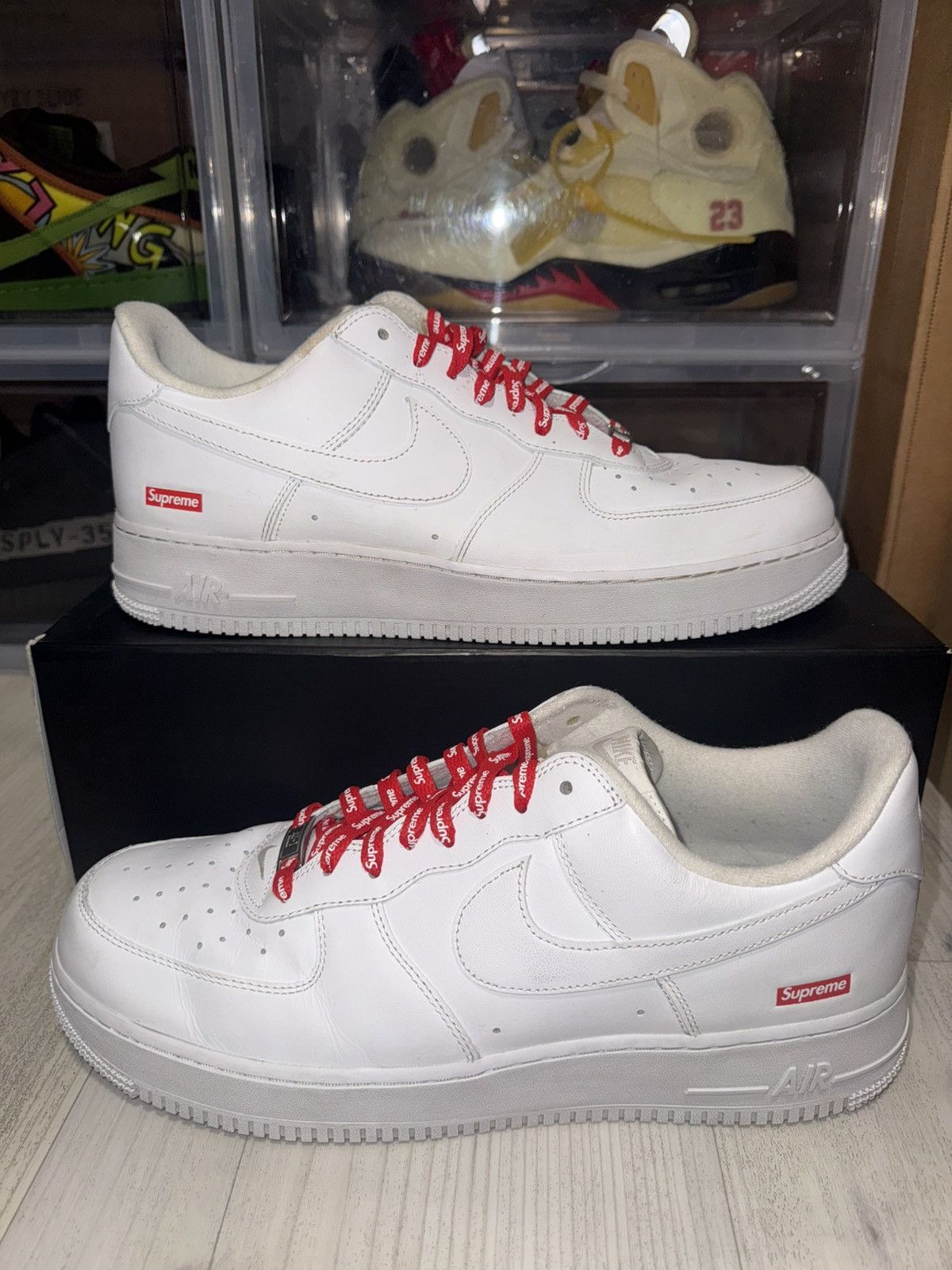 Nike × Supreme Nike Air Force 1 Low Supreme White Size US 12 / EU 45 - 2 Thumbnail