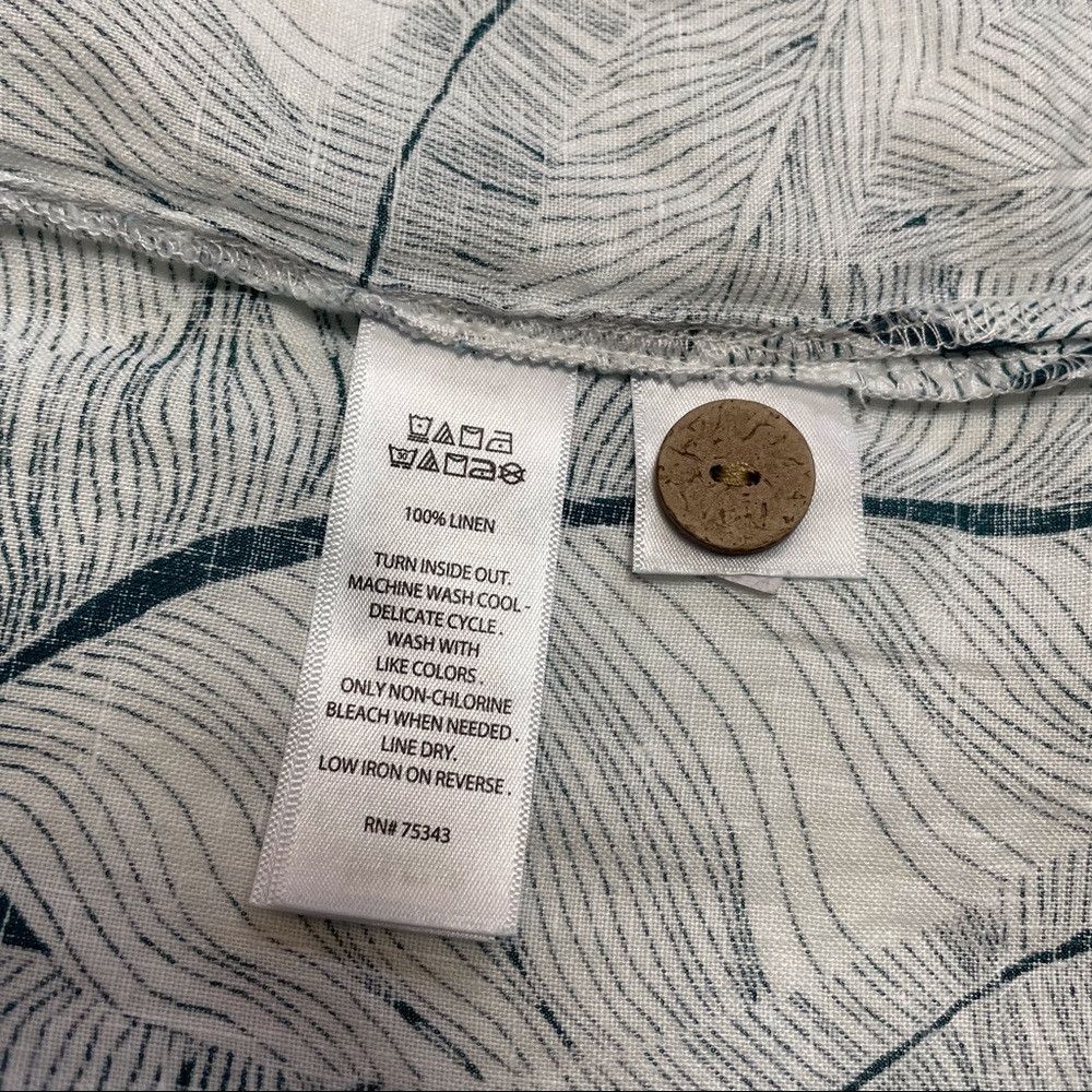 Elie Tahari NWT New Tahari Linen Top Feathers Print Size L Size L / US 10 / IT 46 - 8 Thumbnail