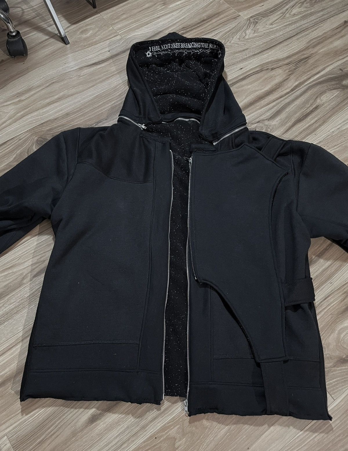 Designer CALM DOWN Clothing Holster Hoodie Size US L / EU 52-54 / 3 - 8 Thumbnail