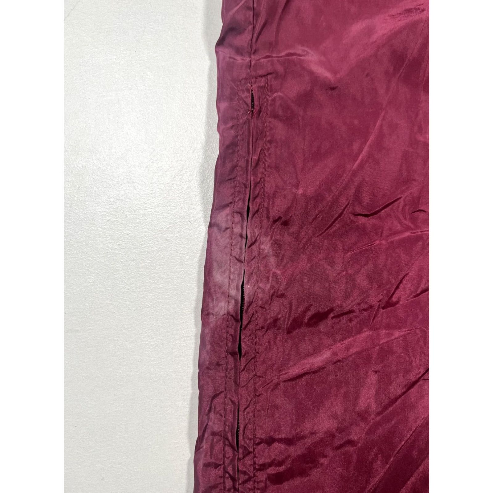 Nike VINTAGE Nike Track Pants Mens Small Red Elastic Waist Zip Ankles Athletic Size US 29 - 5 Thumbnail