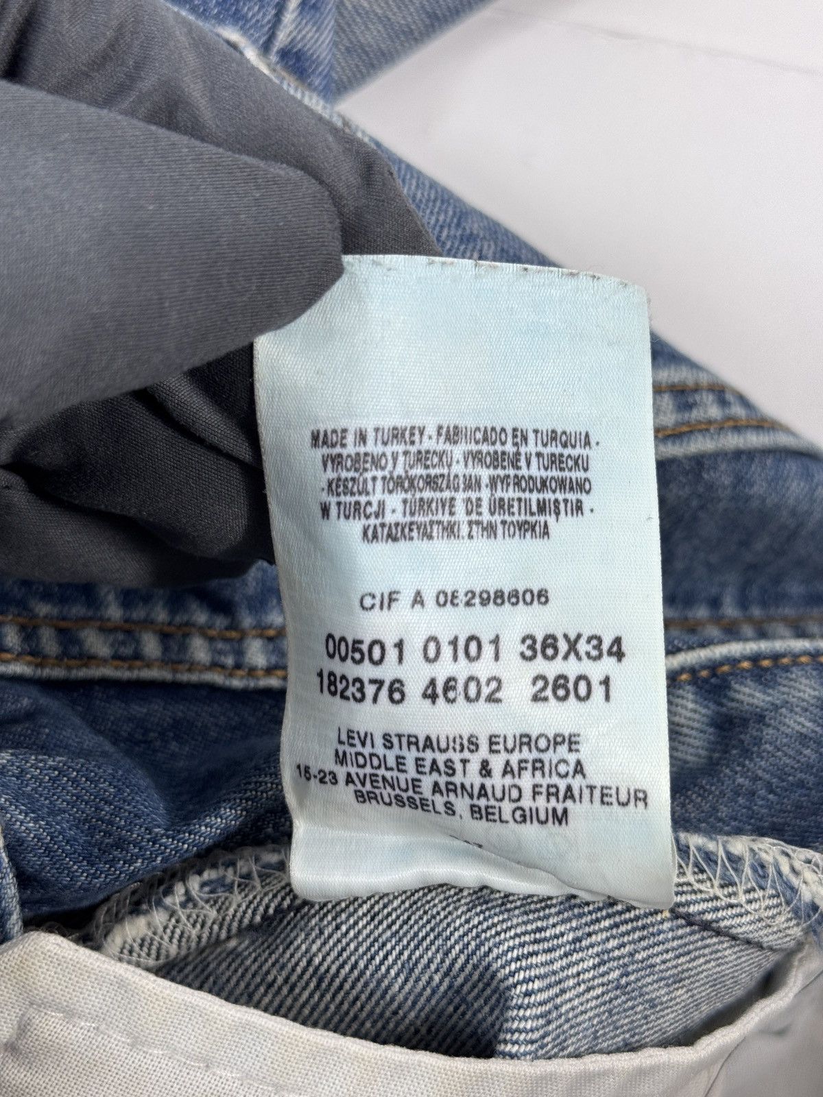 Levi's DISTRESSED VINTAGE DENIM JEANS Size US 36 / EU 52 - 8 Thumbnail