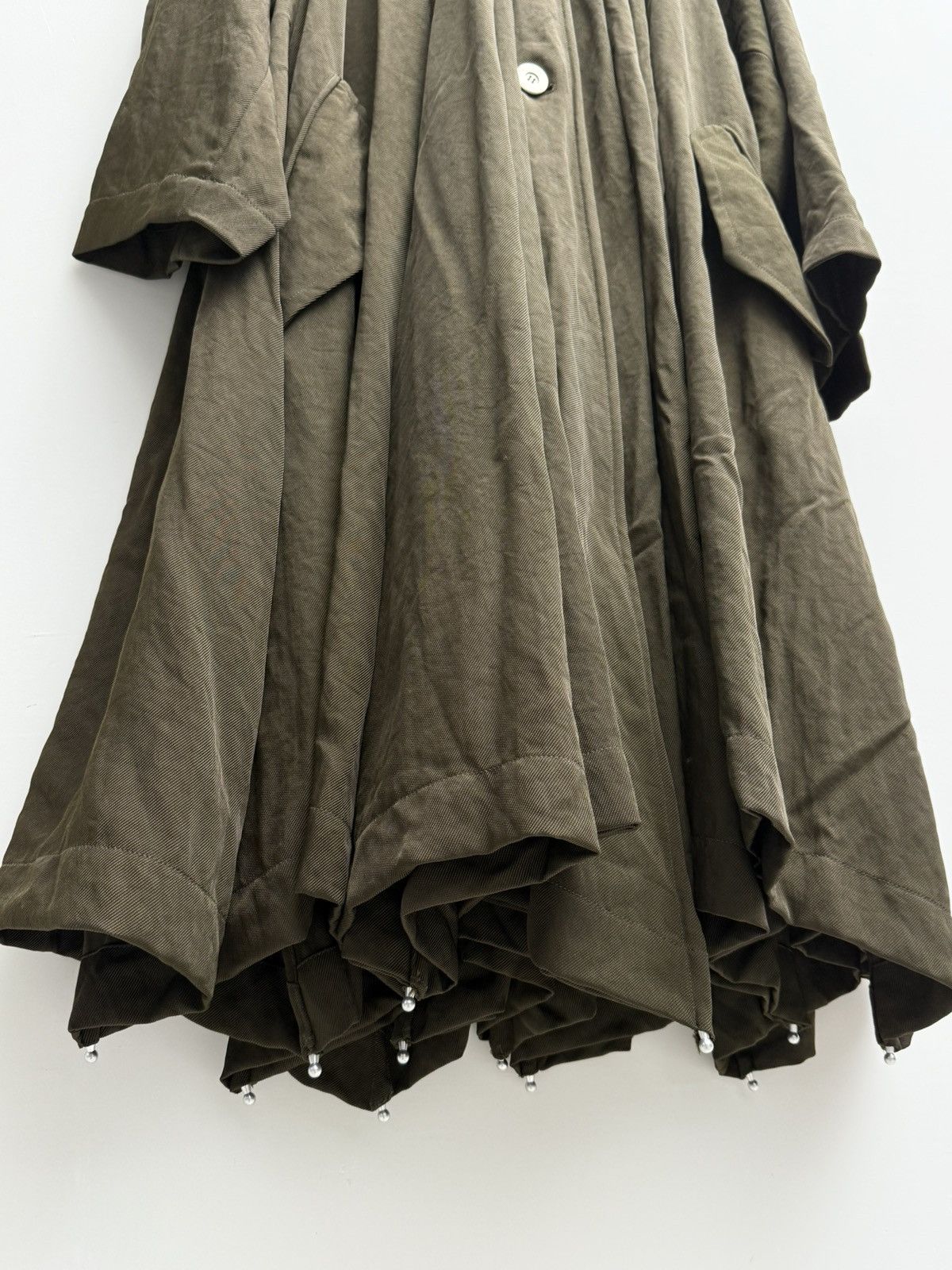 Issey Miyake × Vintage Umbrella-shaped, bead-tail pleated nylon coat. Size M / US 6-8 / IT 42-44 - 1 Thumbnail