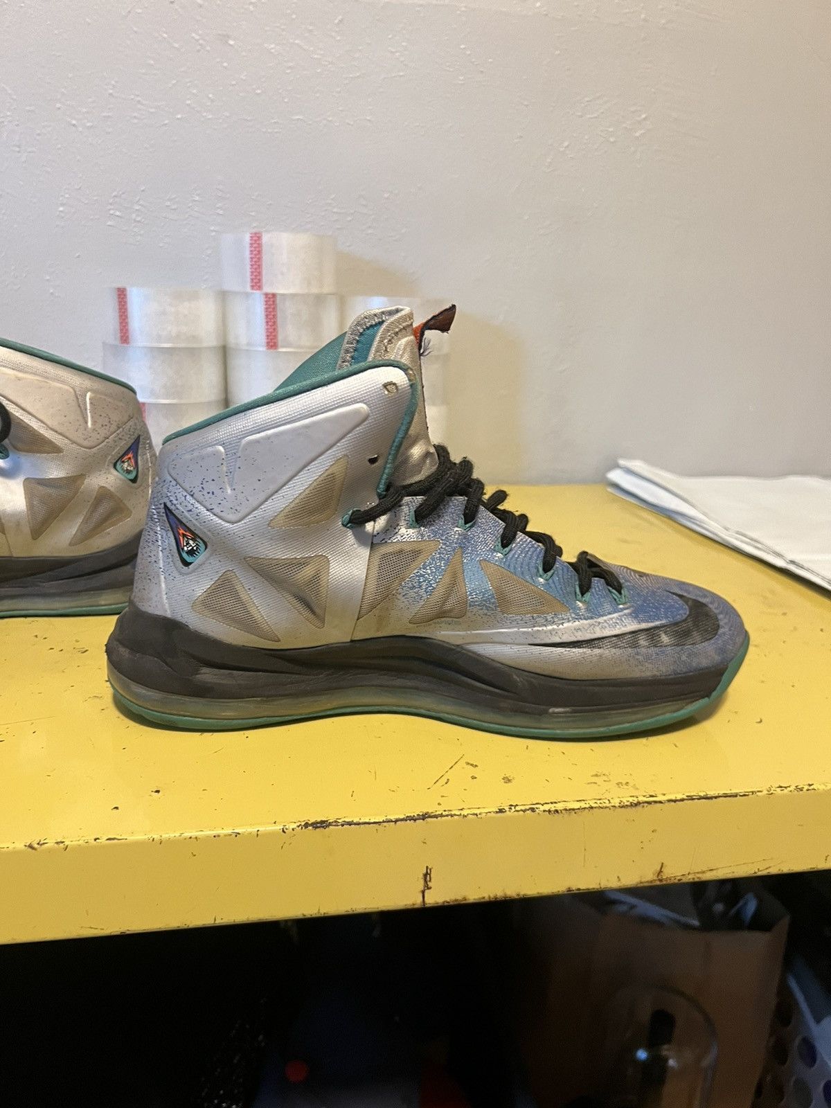 Nike Nike Lebron 10 Pure Platinum Size US 10 / EU 43 - 3 Thumbnail