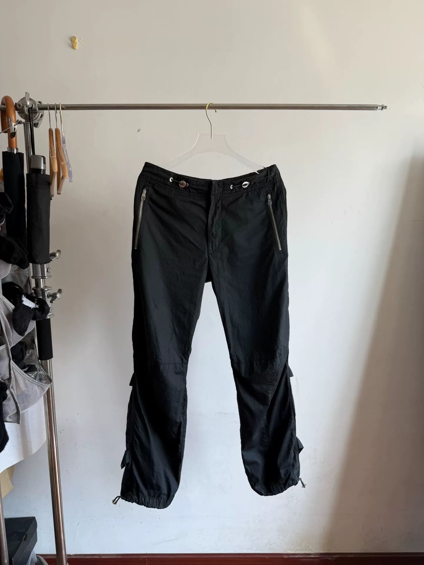 Louis Vuitton Louis Vuitton Tactical Cargo Pants Size US 31 - 1 Thumbnail