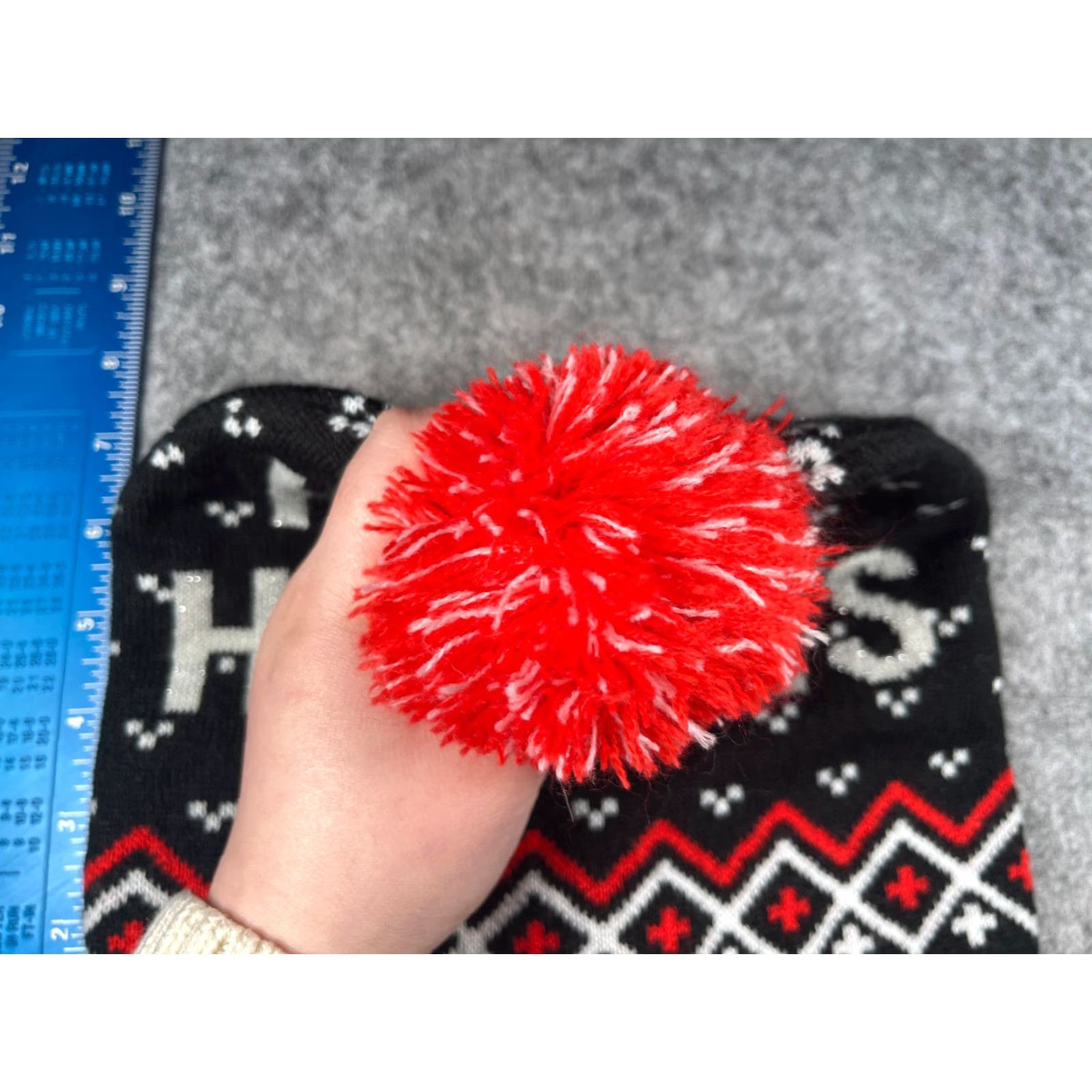 Vintage HAPPY HOLIDAYS Beanie Toque Adult One Size Black Fair Isle Knit Acrylic Pom Shirt Hats Unisex Adults Christmas Theme Beanie Mens Womens Size ONE SIZE - 3 Thumbnail
