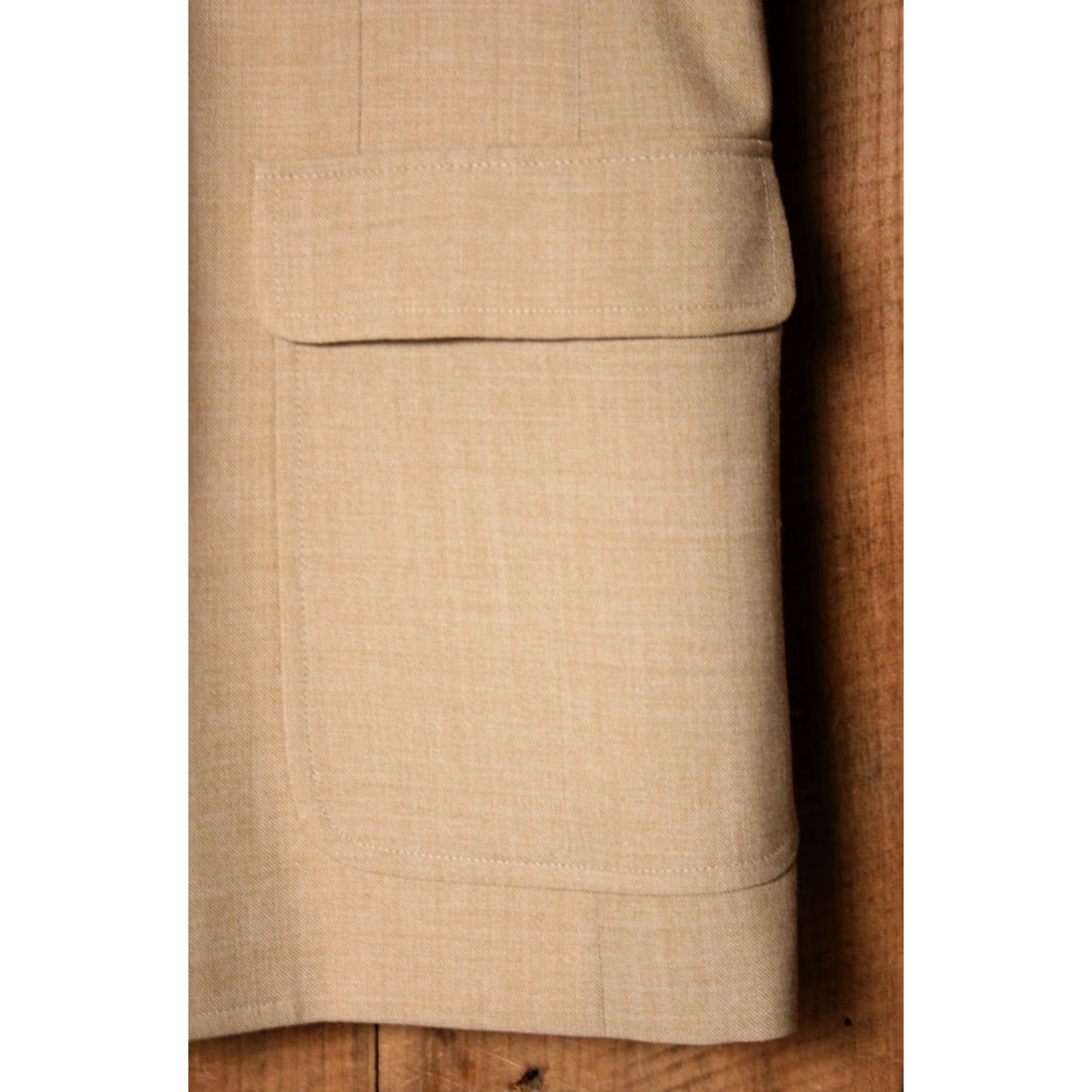 Hart Schaffner Marx VINTAGE Hart Schaffner Marx Jack Nicklaus Golden Bear Tan Blazer 42R Blazer Mens Tan 2-Button 3-Button Single-Vented Excellent Size 42R - 7 Thumbnail