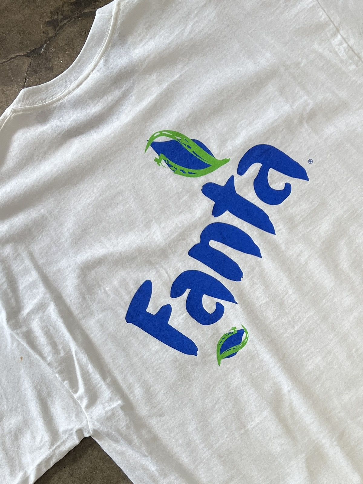 Vintage Vintage 90s Fanta Share Whats Fun Soda Promo Tee XL Size US XL / EU 56 / 4 - 1 Thumbnail