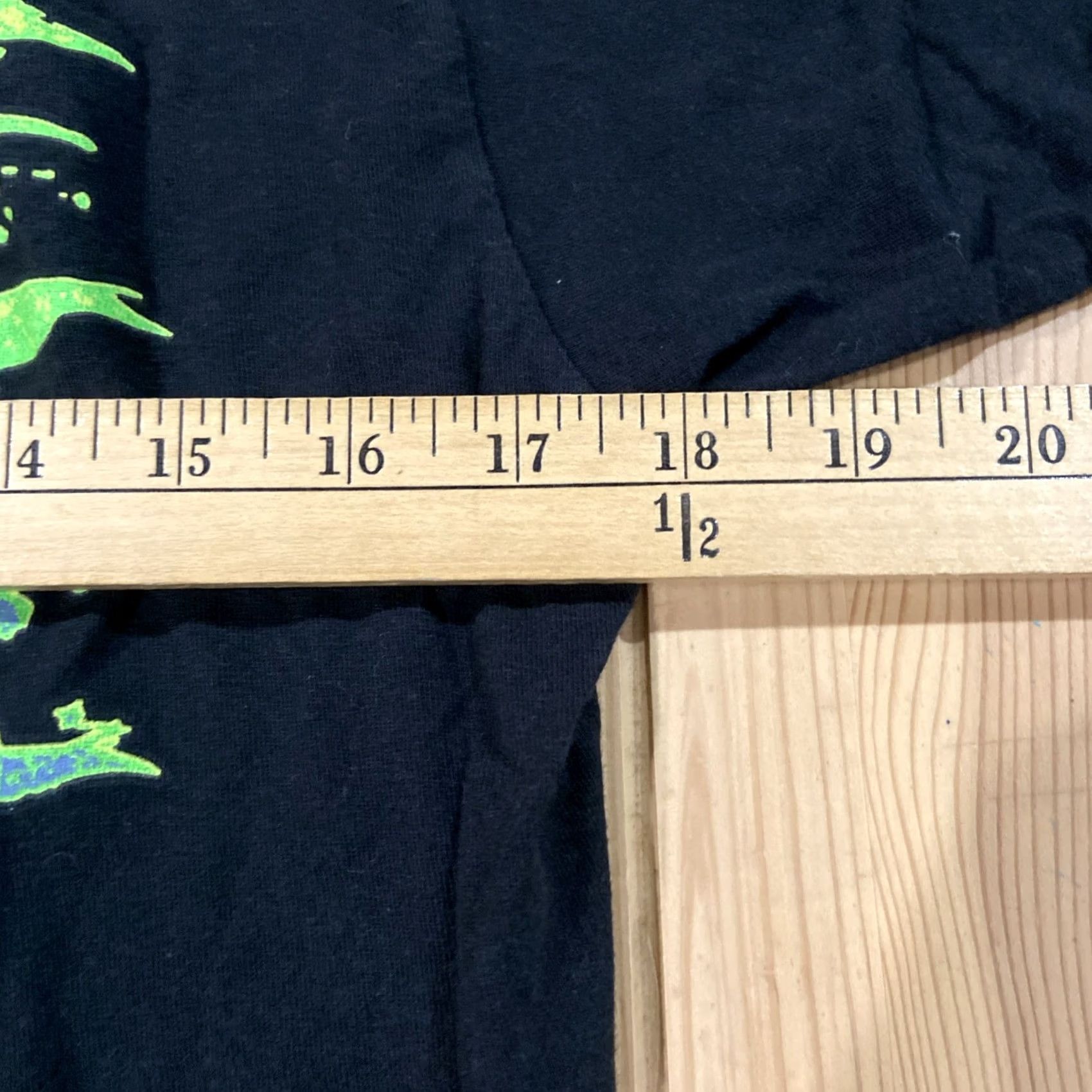 Gildan Womens Suicide Silence Reaper Blades Boyfriend Fit Large Metal Punk Band Tee Shirt L Black Mens Womens Boys Girls Size L / US 10 / IT 46 - 5 Thumbnail