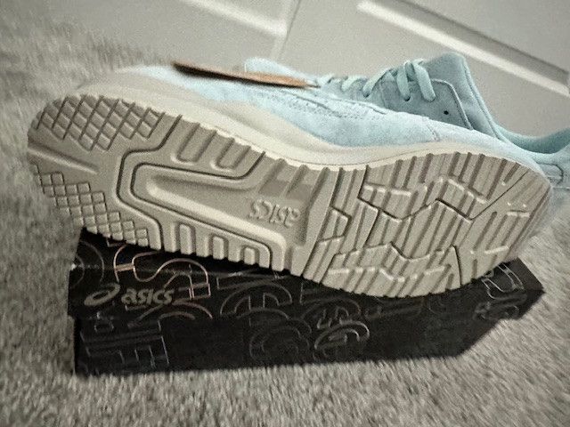 Asics × Ronnie Fieg GEL - LYTE III OG 30 The Palette Helium Size 12 Size US 12 / EU 45 - 5 Thumbnail