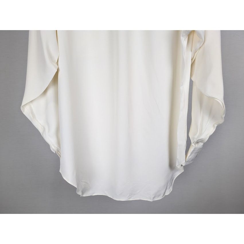 Tom Ford o1rshd1 Shirt in Off White Size US S / EU 44-46 / 1 - 13 Thumbnail