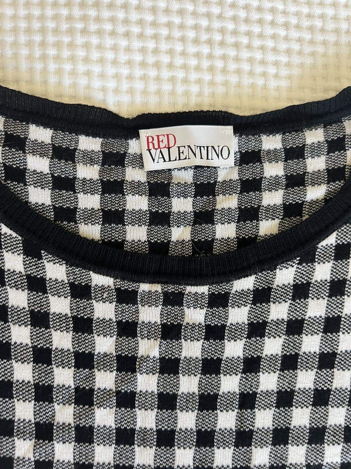 RED Valentino Red Valentino | Black & White Checked Gingham Plaid Sweater Size ONE SIZE - 6 Thumbnail