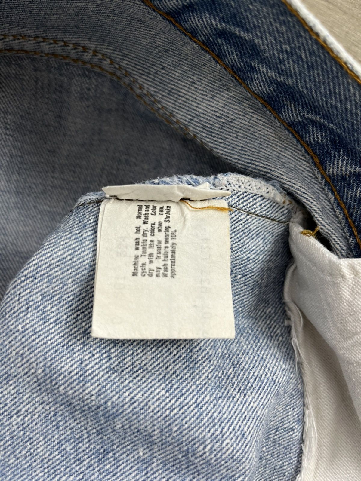 Levi's Vintage Clothing 🇺🇸1970s Vintage Levis 501XX Cut Off Straight Leg Blue Jeans Size US 29 - 12 Thumbnail
