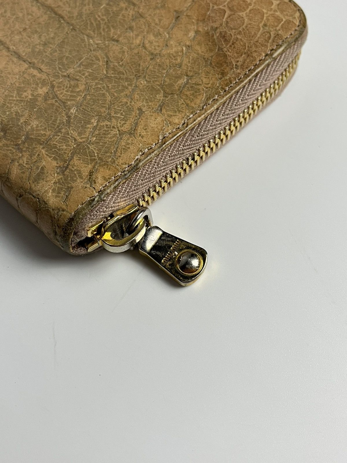 Miu Miu Miu Miu Croc Embossed Long Zipper Wallet Size ONE SIZE - 10 Thumbnail