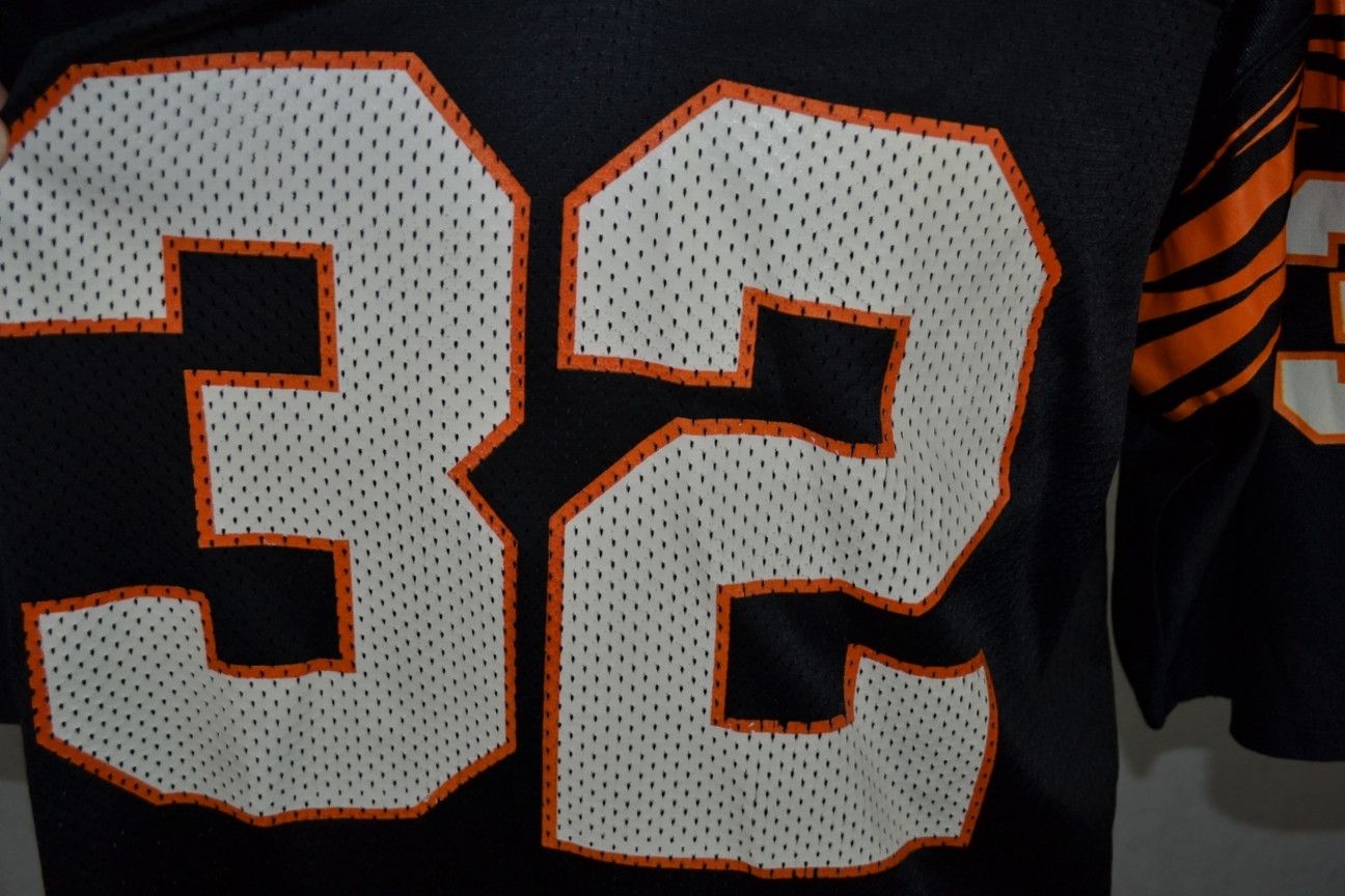 Starter Vintage 1995 Cincinnati Bengals Starter 32 Carter NFL Jersey Size US XL / EU 56 / 4 - 9 Thumbnail