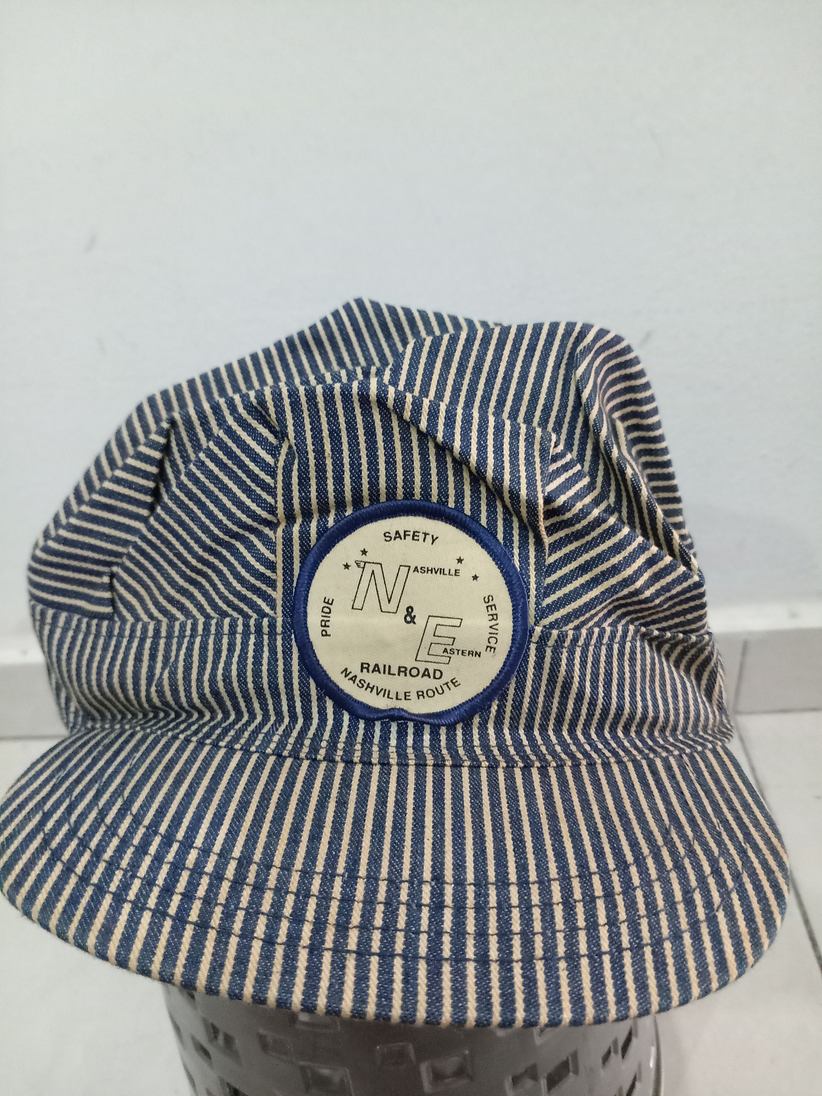 Vintage Vintage railroad safety hats usa Size ONE SIZE - 1 Thumbnail