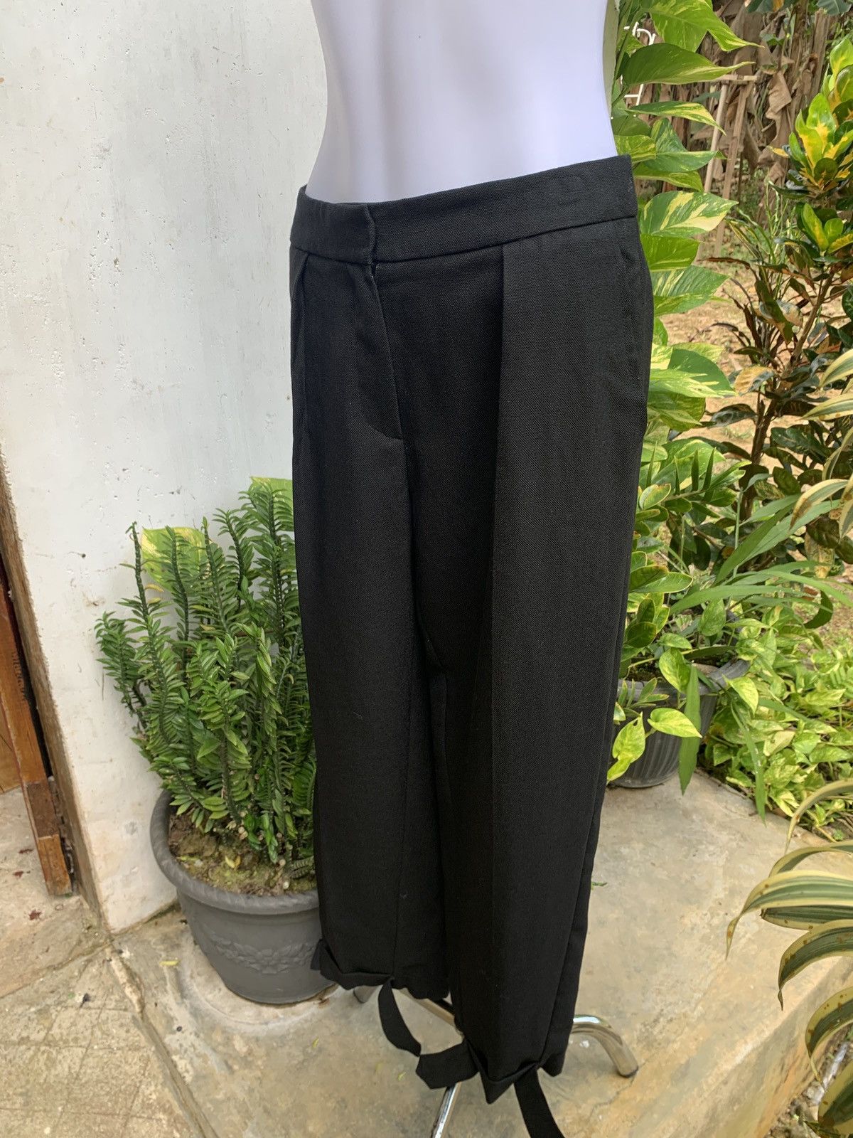 Cacharel cacharel Paris Black Virgin Wool Casual Snap Trouser Pants Size 27" / US 4 / IT 40 - 13 Thumbnail