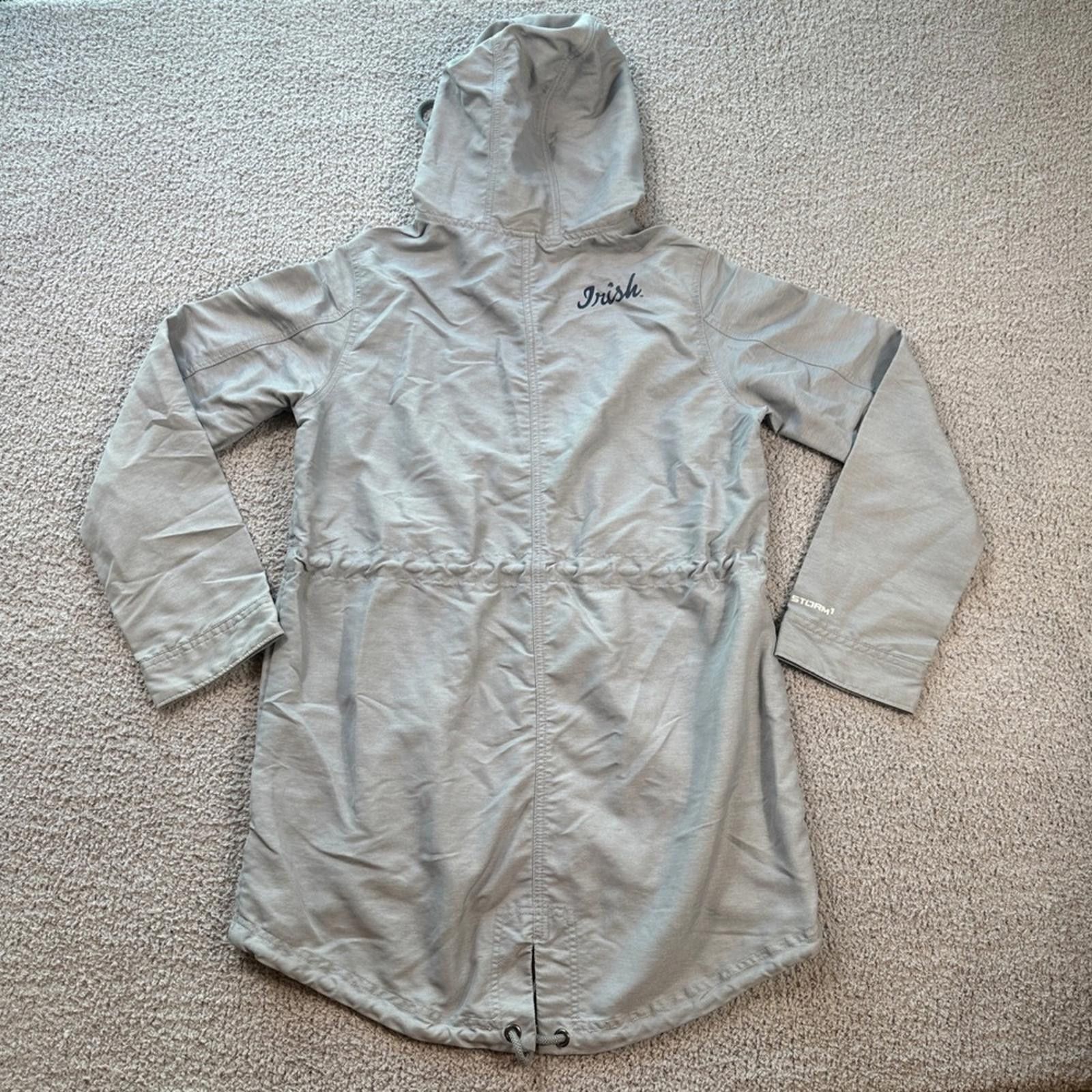 Under Armour Under Armour Notre Dame Fighting Irish Womens Anorak Jacket Size M / US 6-8 / IT 42-44 - 2 Thumbnail