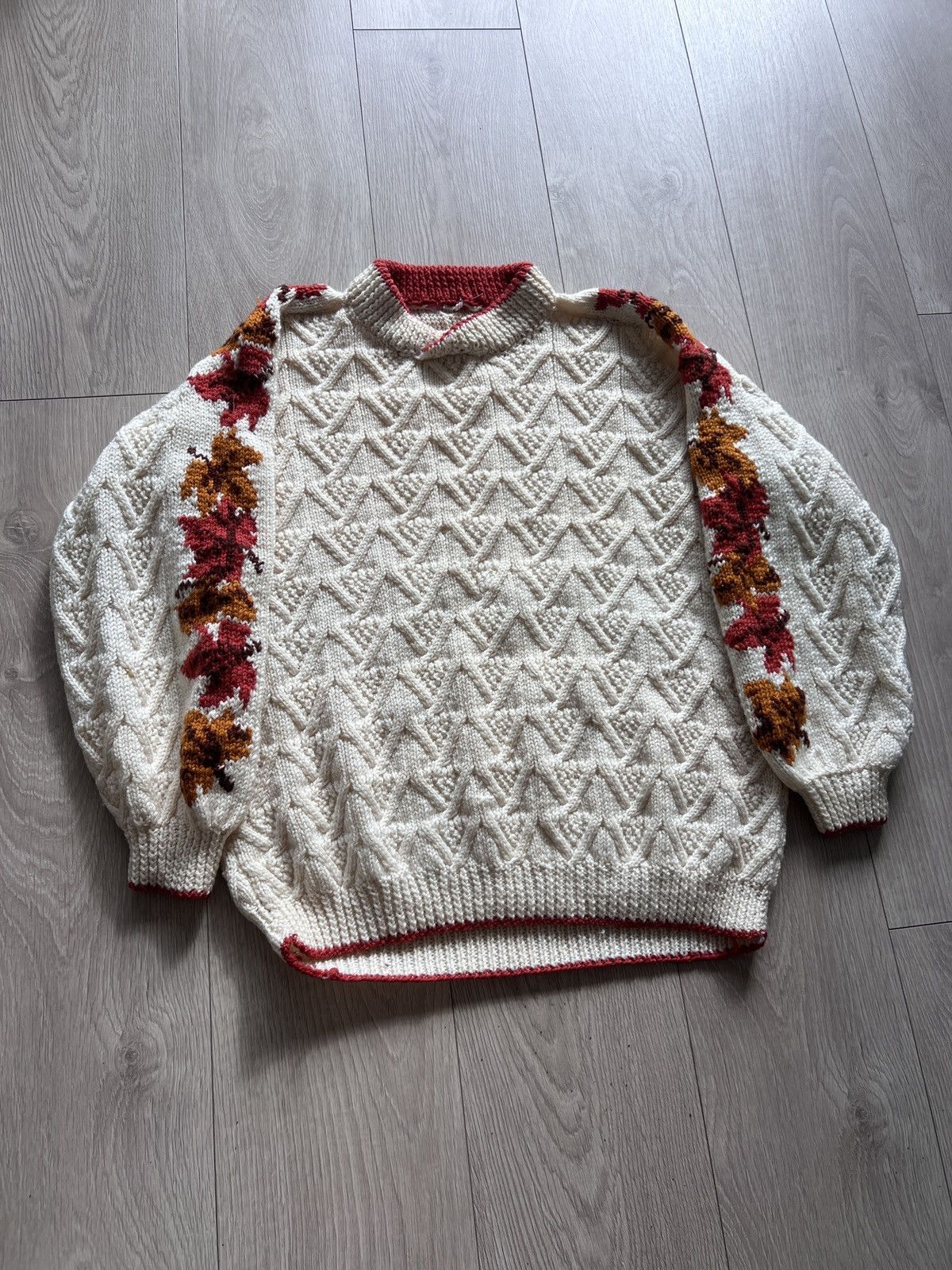 Vintage Vintage wool Knit Sweater Fall Leaves Maple cable 70s 80s 9s Size US L / EU 52-54 / 3 - 1 Thumbnail