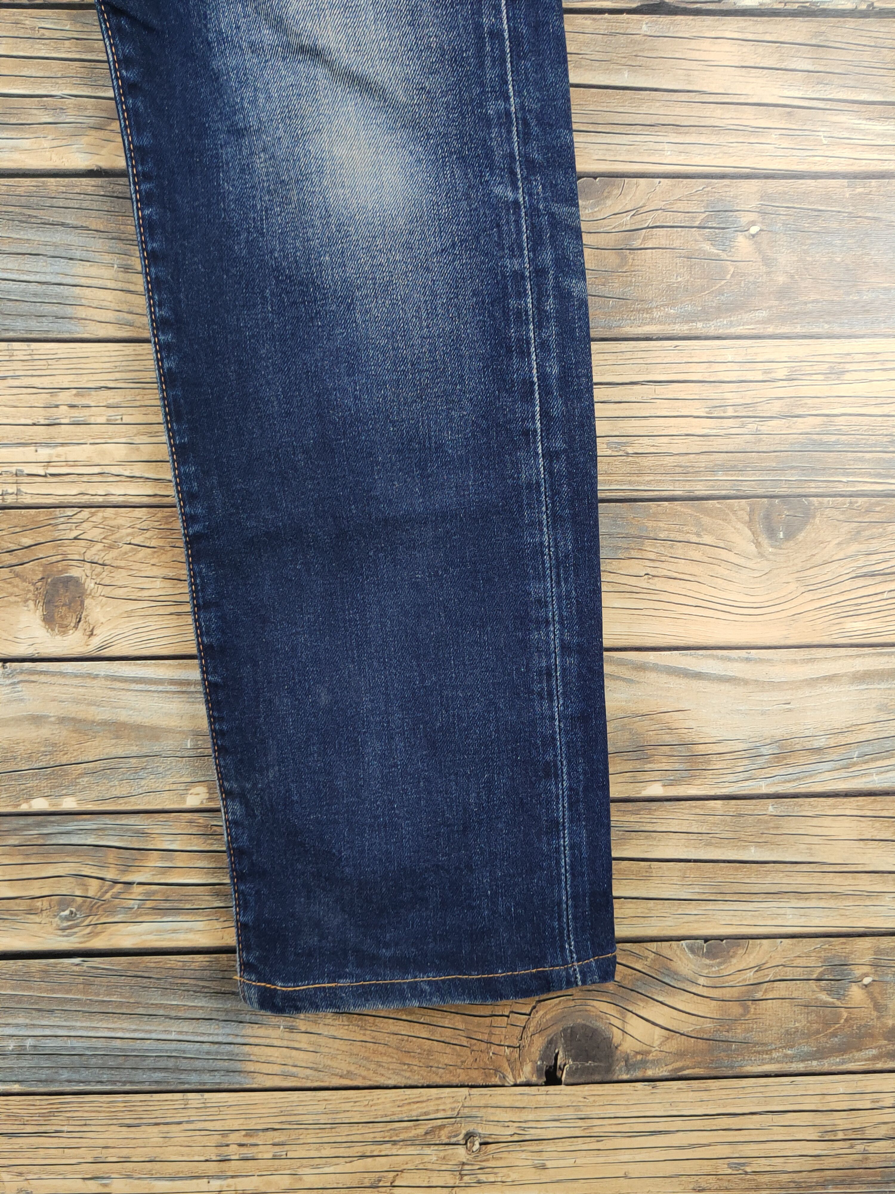Levi's Levi's Dark Blue Distressed Ripped Jeans #W1401 Size US 31 - 6 Thumbnail