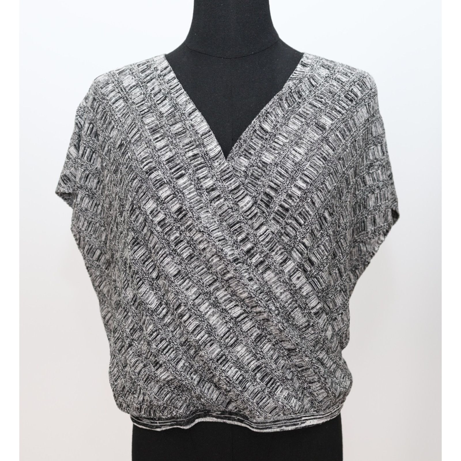 Eileen Fisher EILEEN FISHER Surplice Sleeveless Wrap Sweater Sz XXS Size XXS / US 00 / IT 34 - 2 Thumbnail
