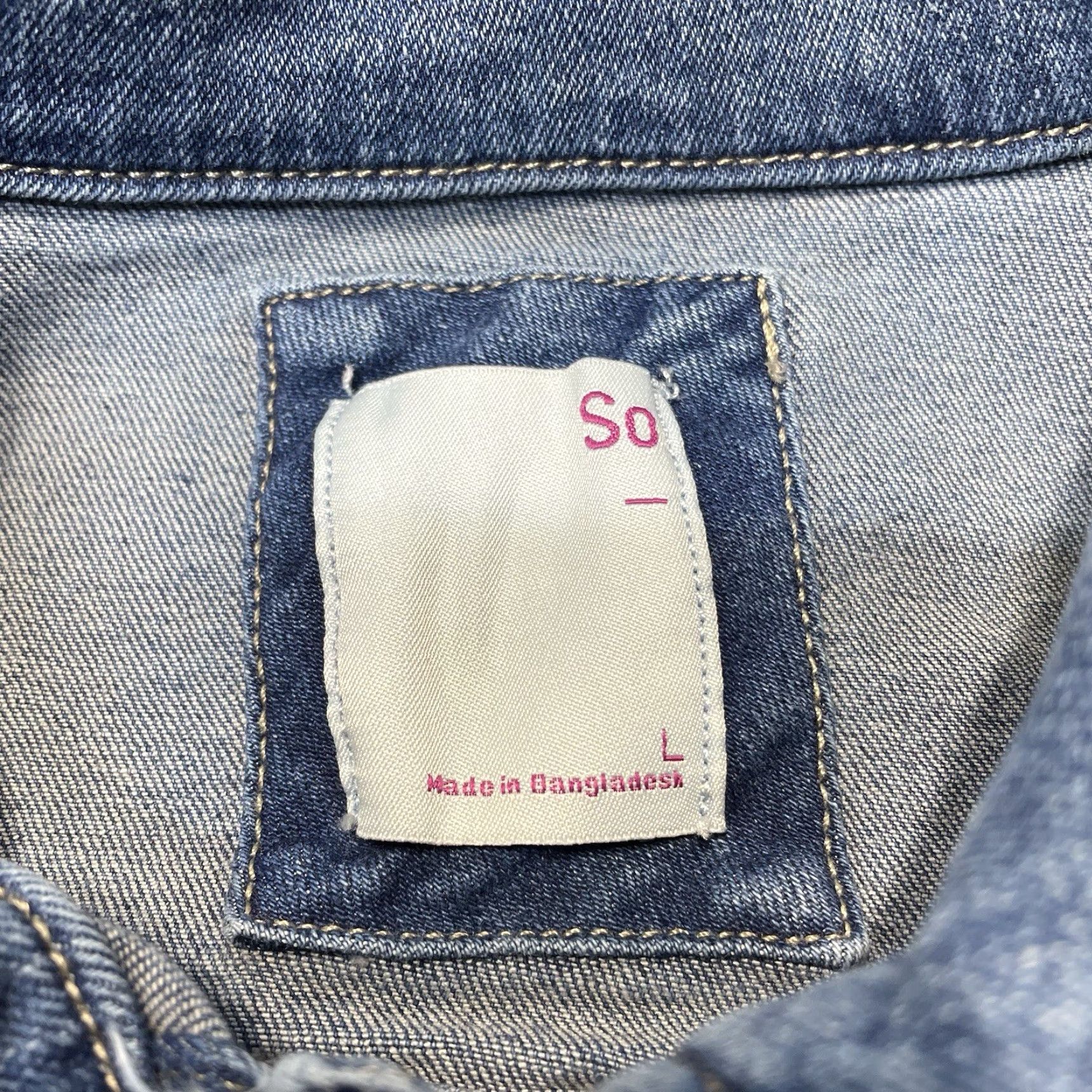 Denime VINTAGE SO Denim Jacket Blue Distressed Juniors Large with Pockets Womens Size 36" / US 14 / IT 50 - 2 Thumbnail