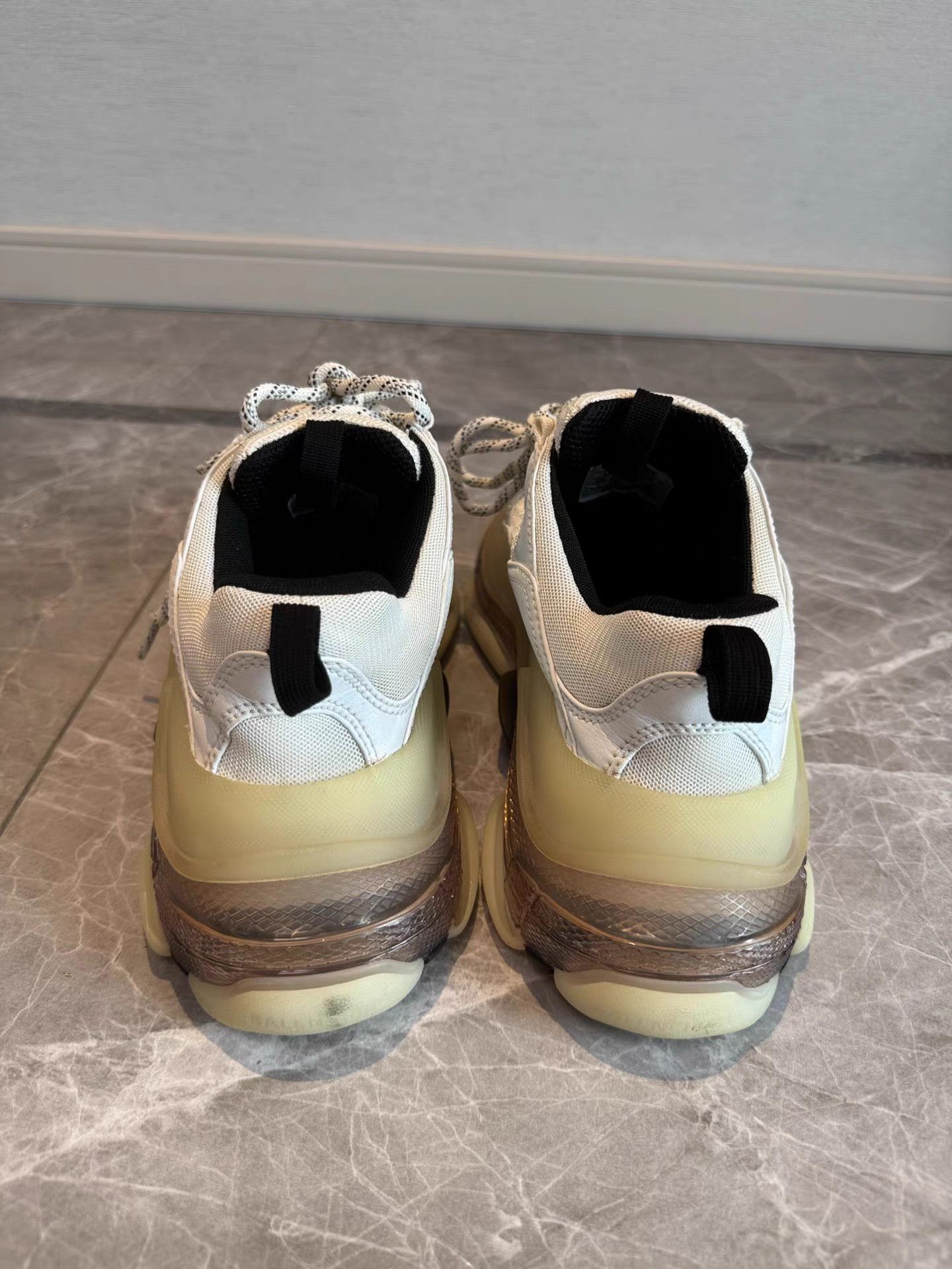 Balenciaga Balenciaga Triple S Sneakers K6 Size US 6 / EU 39 - 8 Thumbnail