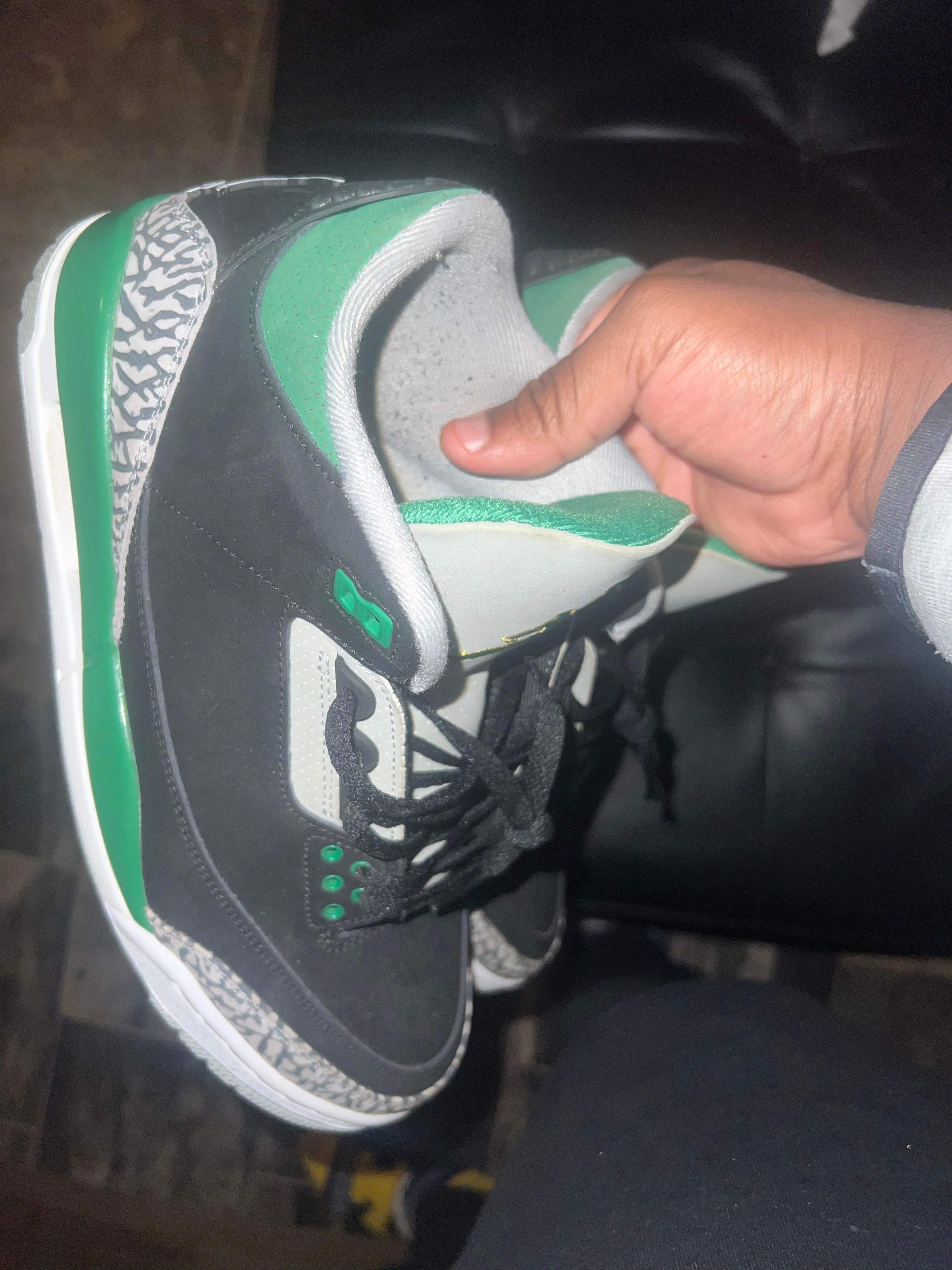Jordan Brand Pine Green Size US 10 / EU 43 - 8 Thumbnail