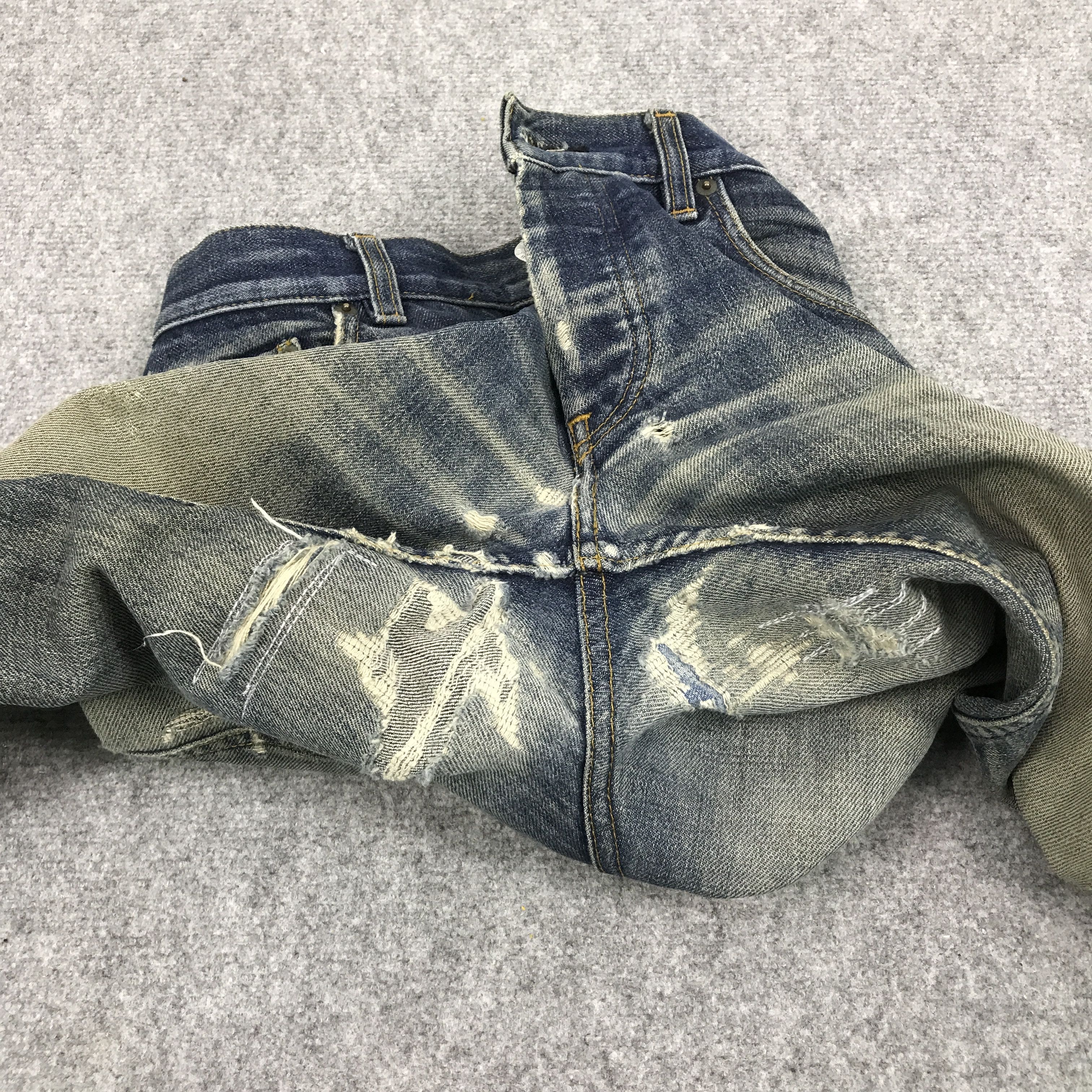 Helmut Lang 1998 HELMUT LANG DISTRESSED DENIM PANTS Size US 30 / EU 46 - 9 Thumbnail