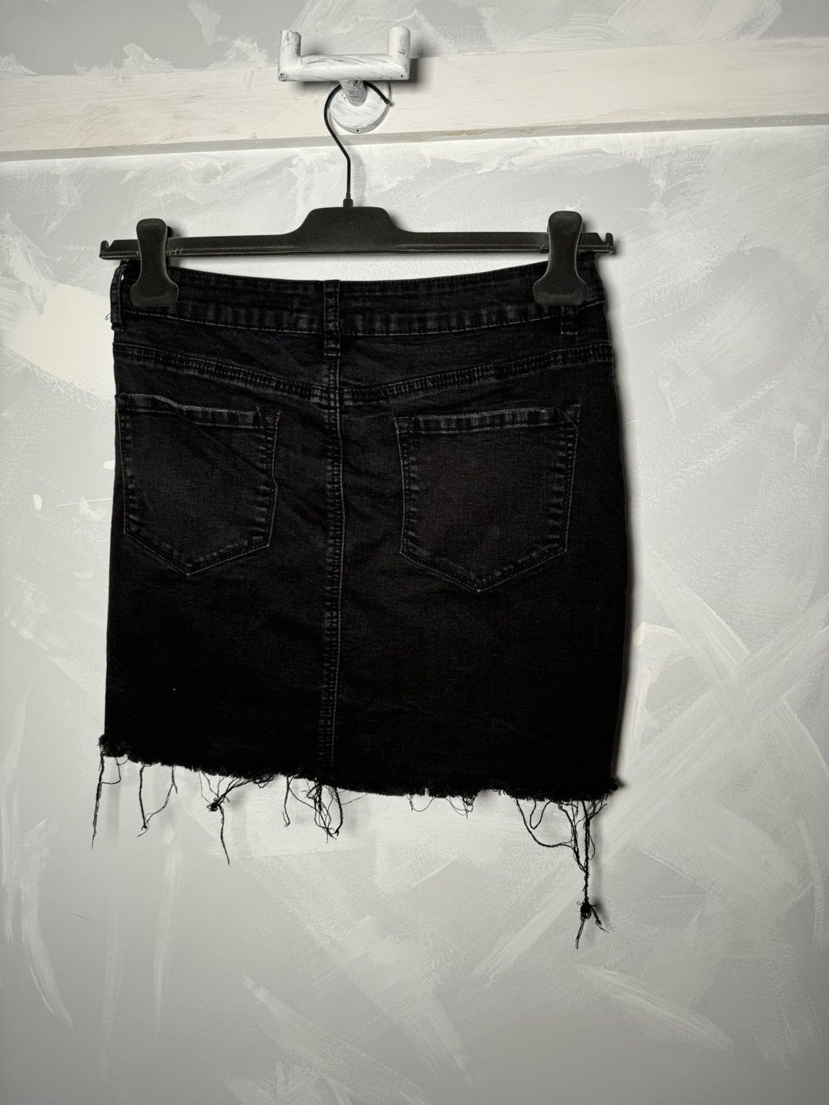 Vintage Streetwear Essentials Black Ripped Distressed Jean Skirt Emo Size 30" / US 8 / IT 44 - 2 Thumbnail
