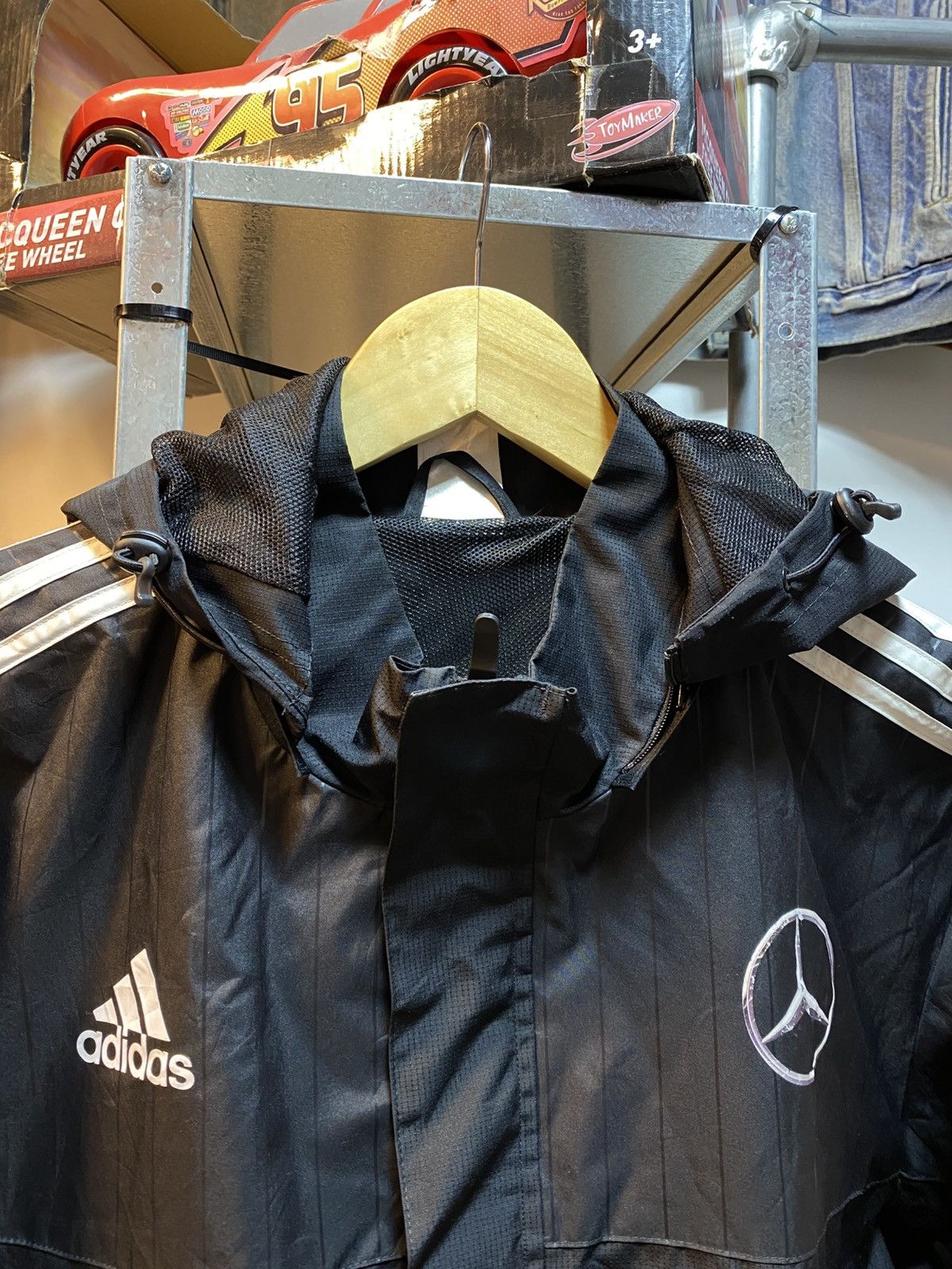 Adidas Y2K Adidas Mercedez Benz Windbreaker Jacket Size US L / EU 52-54 / 3 - 8 Thumbnail