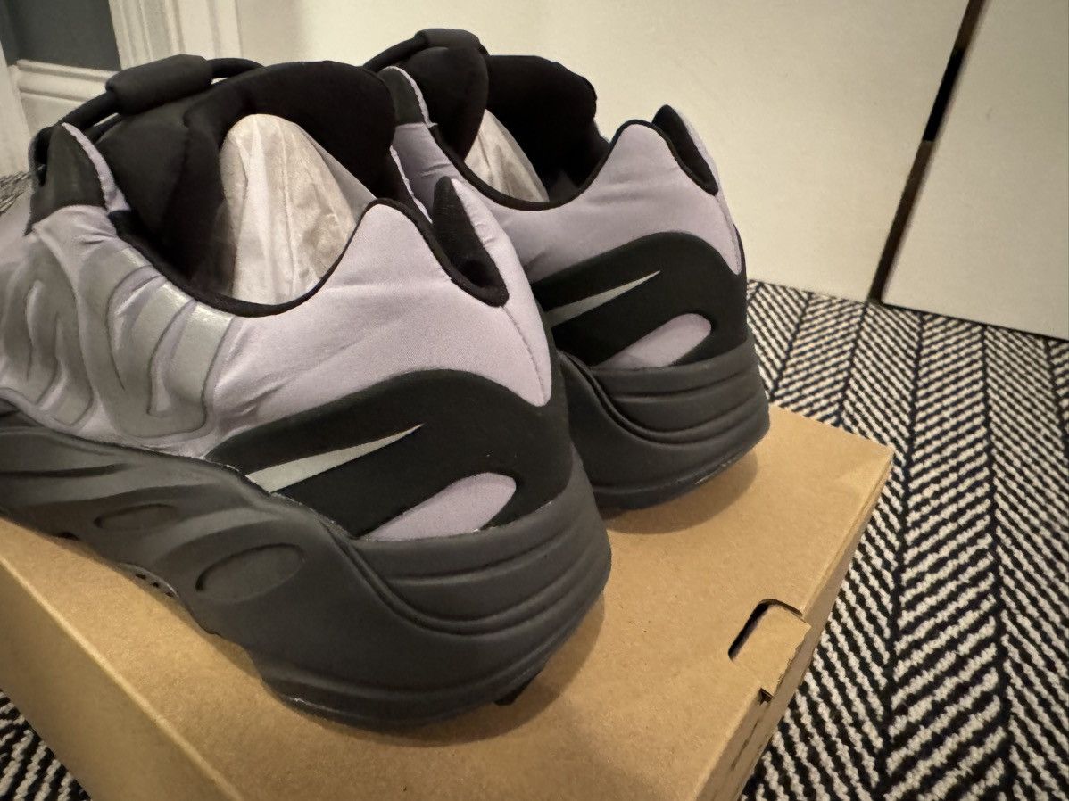 Adidas Size 10.5 Yeezy 700 MVN Geode Grey Silver Adidas Boost Size US 10.5 / EU 43-44 - 8 Thumbnail
