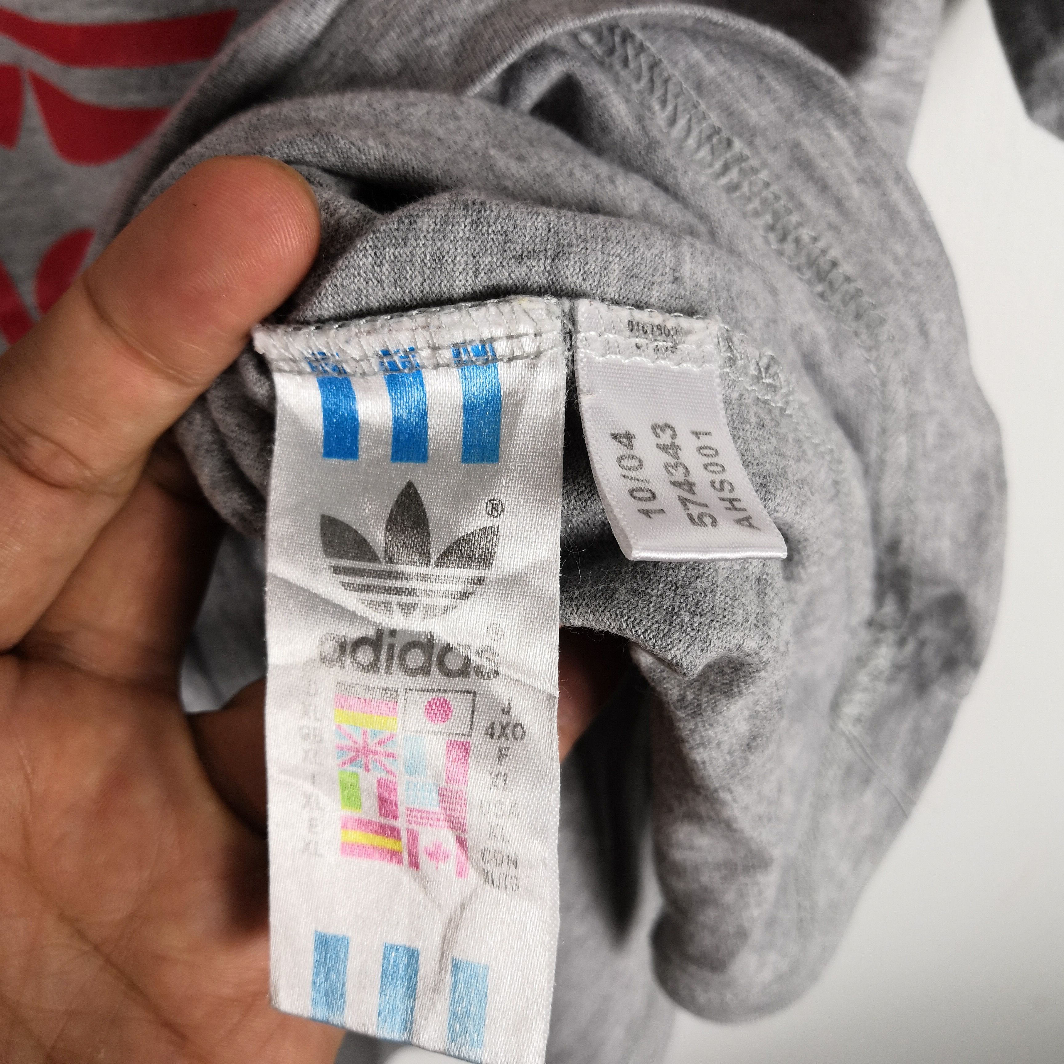 Adidas Vintage 90s Adidas T-Shirt Adidas Mirror Print Trafoil Tees Size US L / EU 52-54 / 3 - 8 Thumbnail