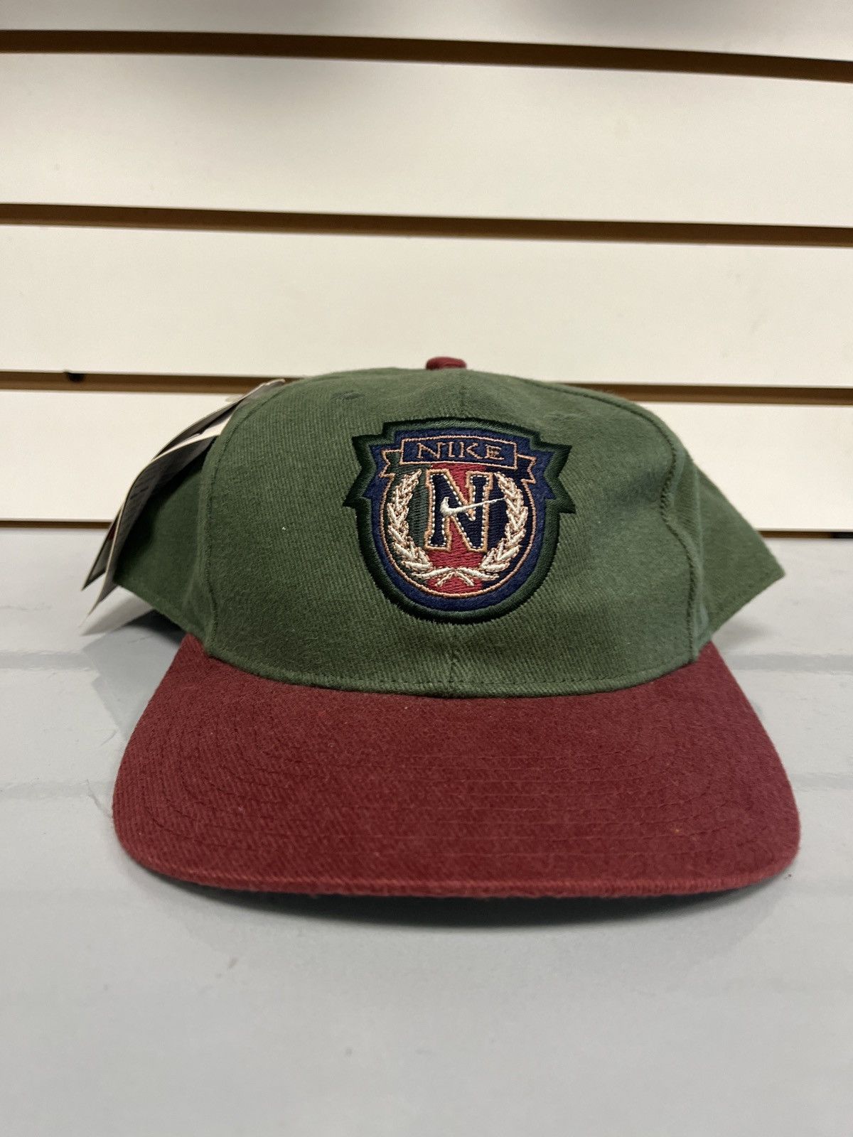 Nike Nike Green Maroon baseball cap Size ONE SIZE - 1 Thumbnail
