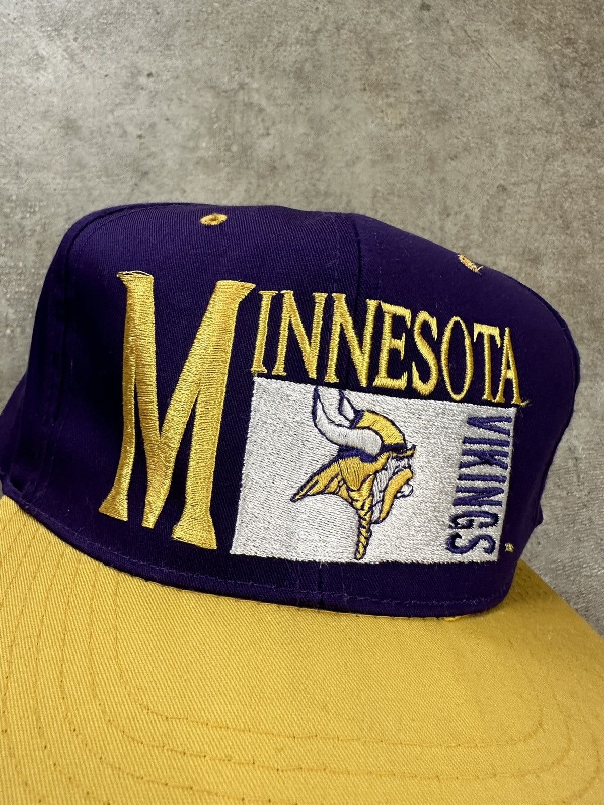 Drew Pearson Vintage 90s Drew Pearson Minnesota Vikings NFL Snapback Size ONE SIZE - 2 Thumbnail