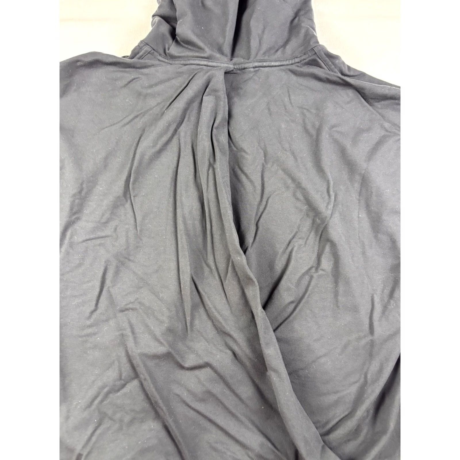 Lululemon LULULEMON Sweatshirt Women’s 10 Black Twisted & Tucked Pullover Hoodie Open Back Sweatshirt Open Back Size L / US 10 / IT 46 - 6 Thumbnail