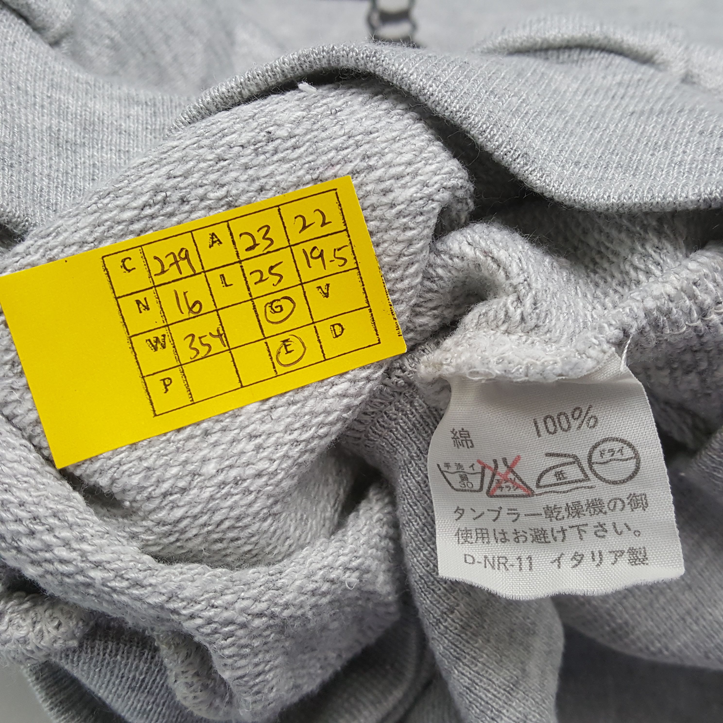 Trussardi × Vintage Vintage TRUSSARDI Italian Brand Big Logo Sweatshirt Size US L / EU 52-54 / 3 - 9 Thumbnail