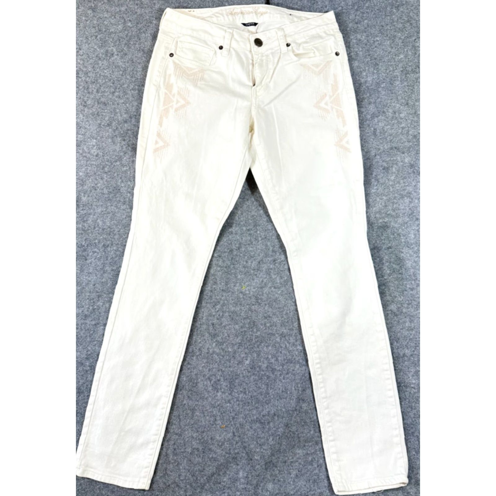 American Eagle Outfitters American Eagle Outfitters Jeans Womens 8 White Denim Aztec Embroidered Stretch Skinny Pants Shirt? Size 30" / US 8 / IT 44 - 2 Thumbnail