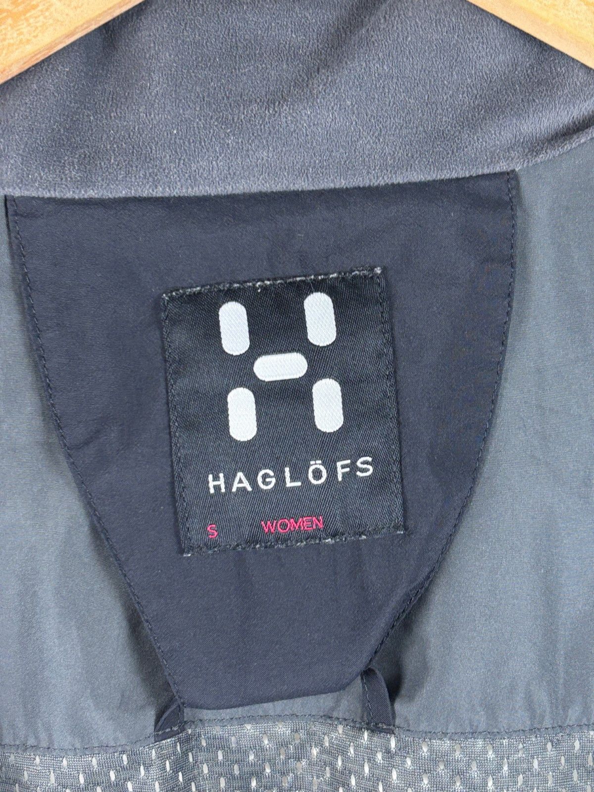 Haglofs Haglofs Gore-Tex Hooded Jacket Waterproof Raincoat Outdoor S Size S / US 4 / IT 40 - 9 Thumbnail