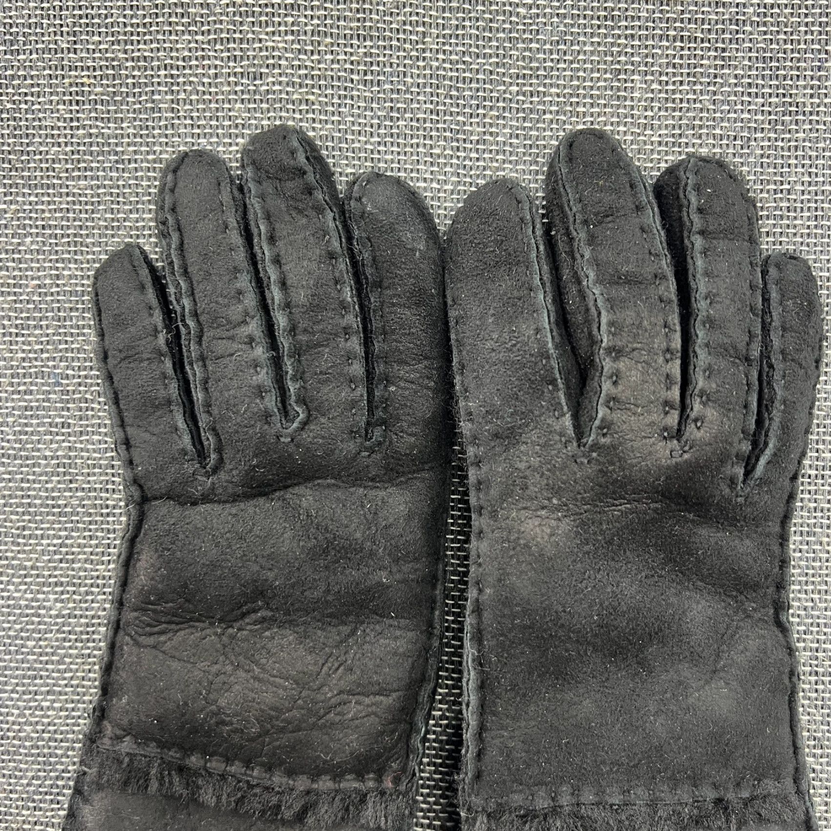 Ugg UGG Womens Gloves Small Suede Leather Shearing Sheepskin Size ONE SIZE - 3 Thumbnail