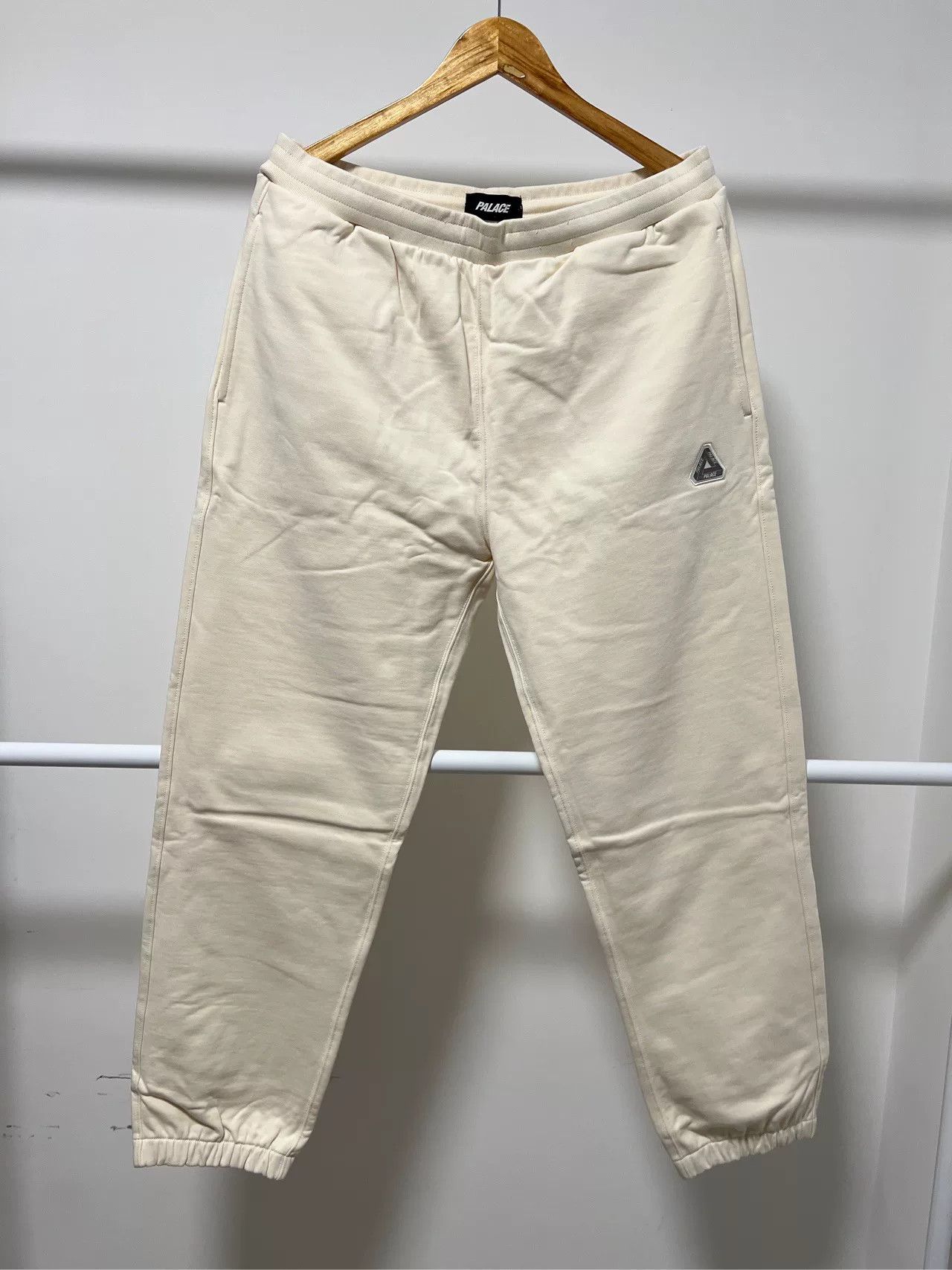 Palace Palace SS23 Embroidered Logo Joggers Size US 28 / EU 44 - 1 Thumbnail