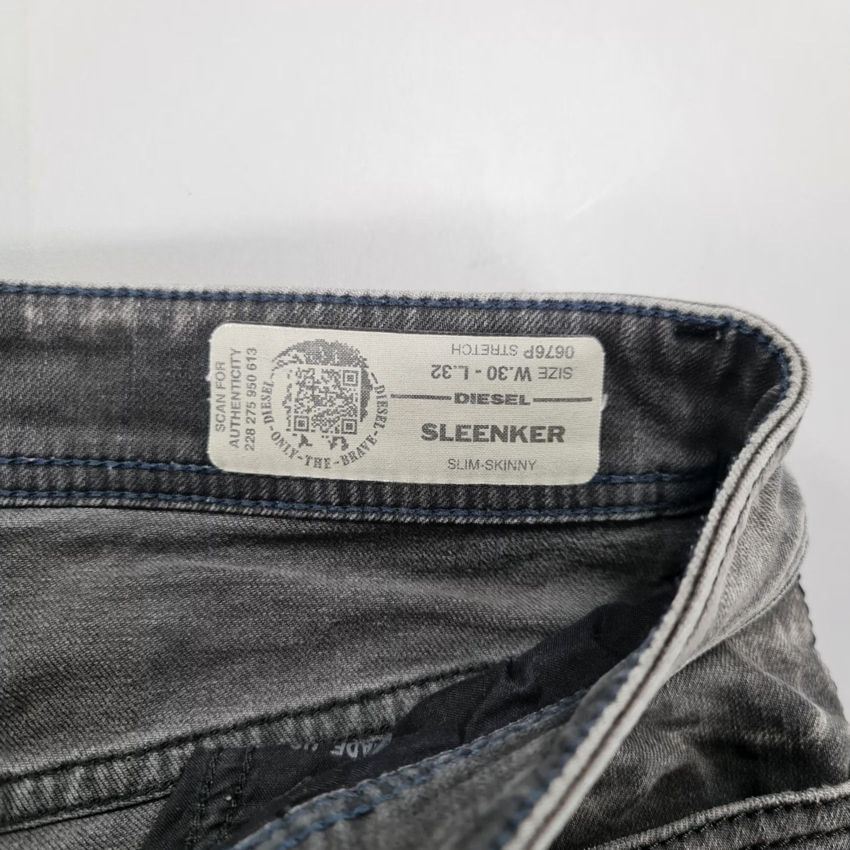 Diesel Diesel Sleenker Jeans Mens Grey Skinny Slim Stretch Denim 0676P W30 L29 5-Pocket Distressed 98% Cotton Elastane Slim Fit Size US 30 / EU 46 - 4 Thumbnail