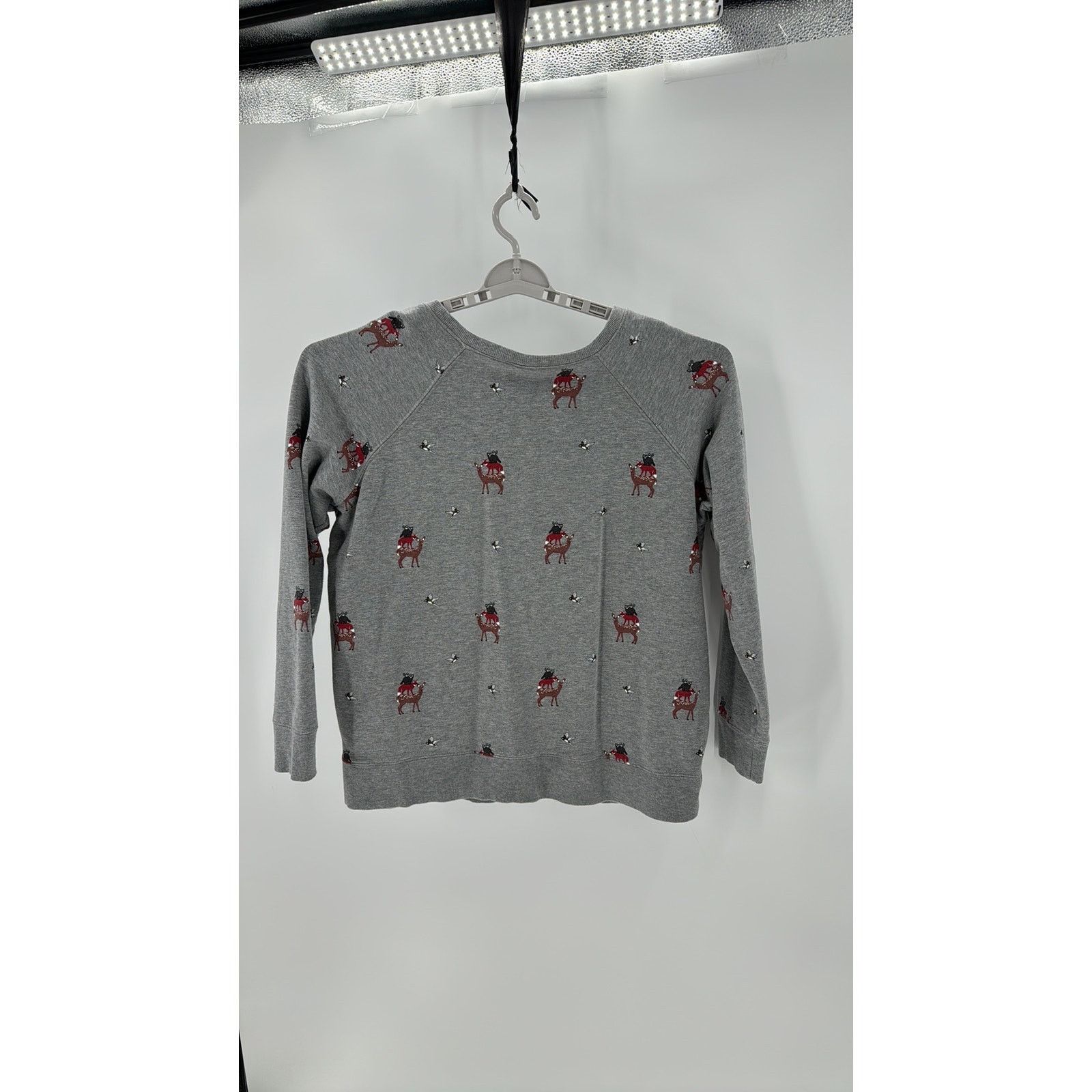 Other Torrid Holiday Gray Pullover Sweatshirt animal Novelty Print Size XXL / US 16-18 / IT 52-54 - 8 Thumbnail