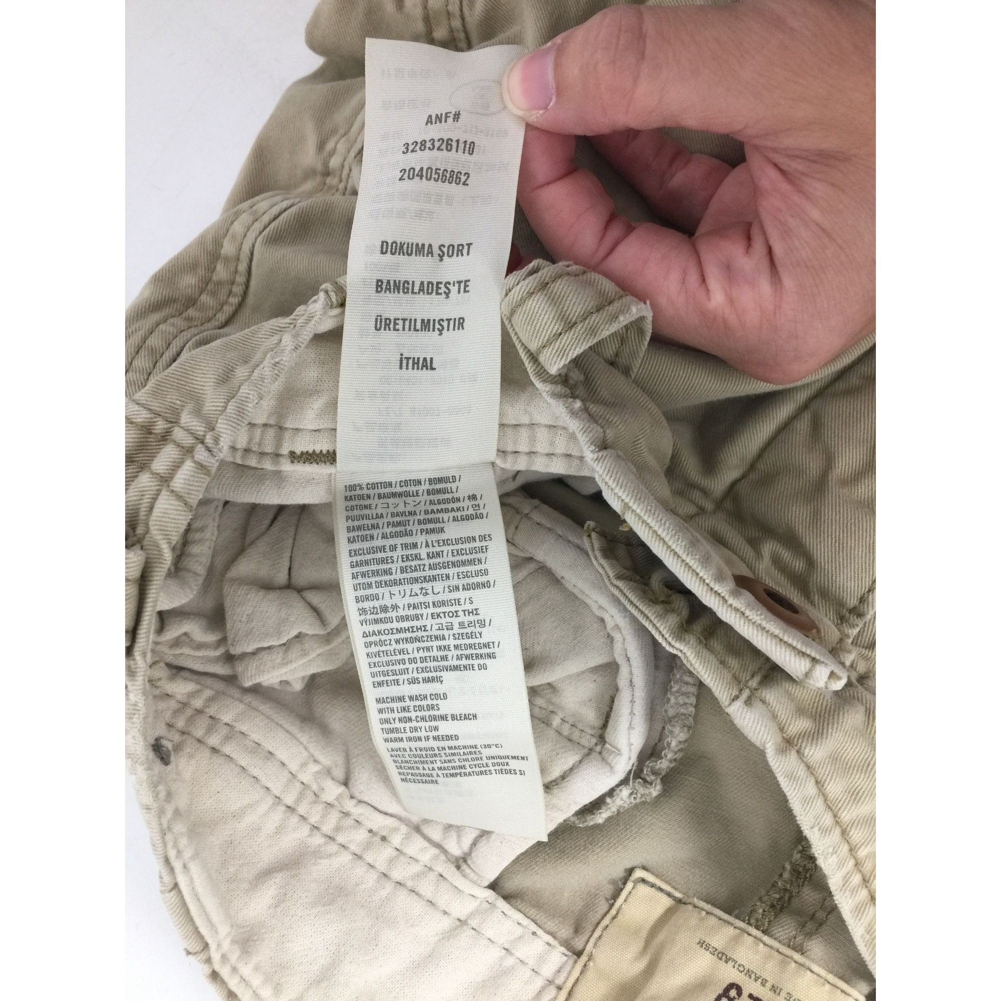Hollister Men's Hollister Cargo Shorts with Pockets Size 28 Size US 28 / EU 44 - 8 Thumbnail