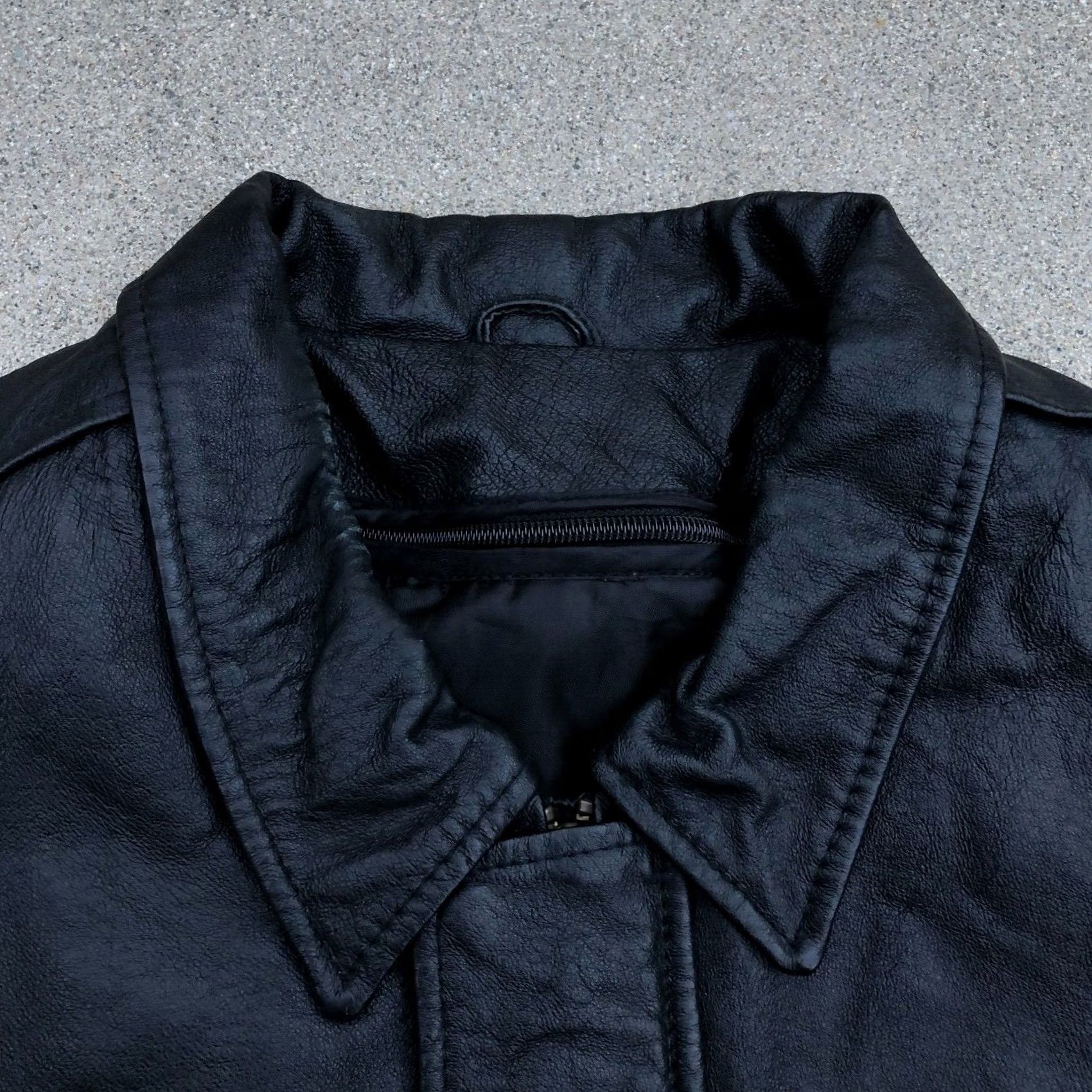 Vintage VTG WILSONS Leather Jacket Mens Black Thinsulate Full Zip Bomber Coat Jacket Size US L / EU 52-54 / 3 - 4 Thumbnail