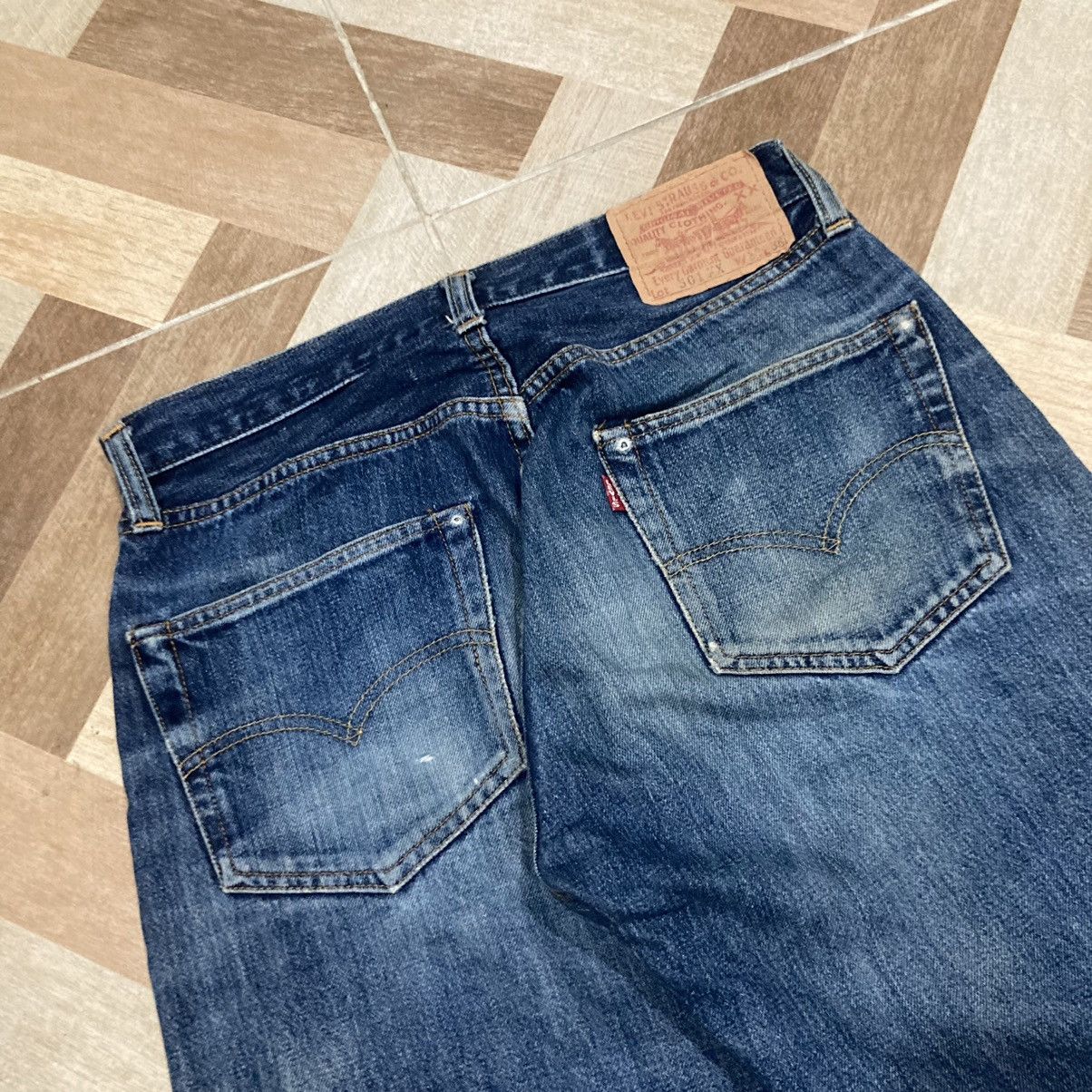 Levi's × Levi's Vintage Clothing × Vintage VINTAGE 90s LEVI’S BIG E 501XX SELVEDGE DISTRESSED JEANS Size US 30 / EU 46 - 18 Thumbnail