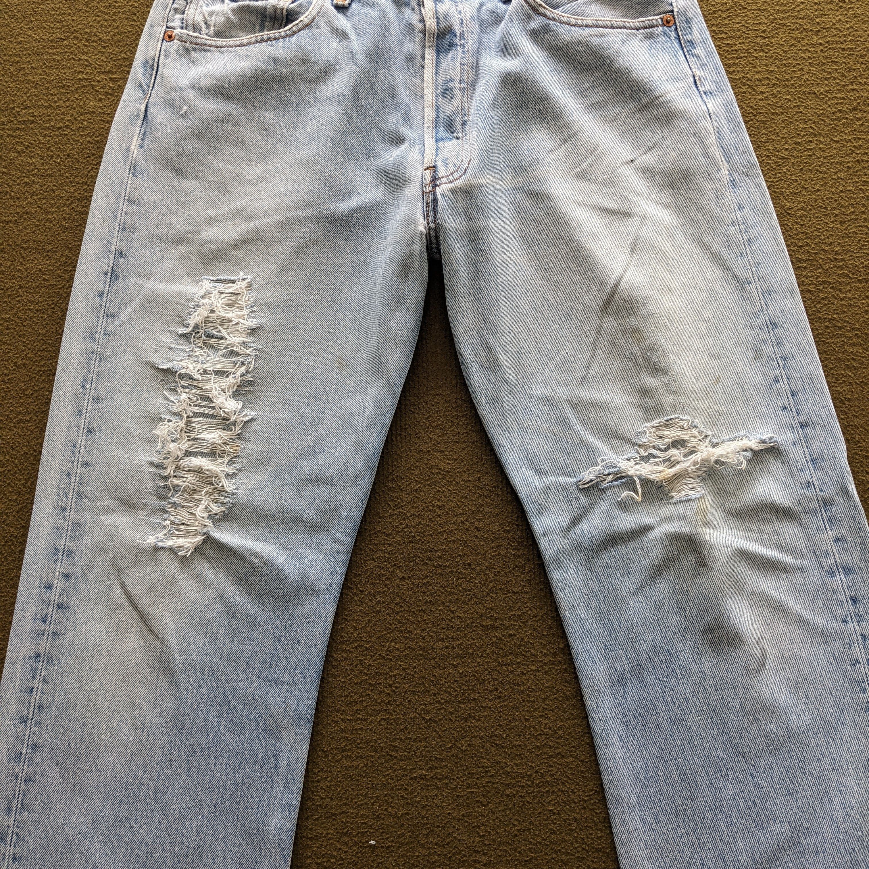 Vintage Vintage Levi's Strauss. Co American Streetwear Brand Jeans Size US 30 / EU 46 - 2 Thumbnail