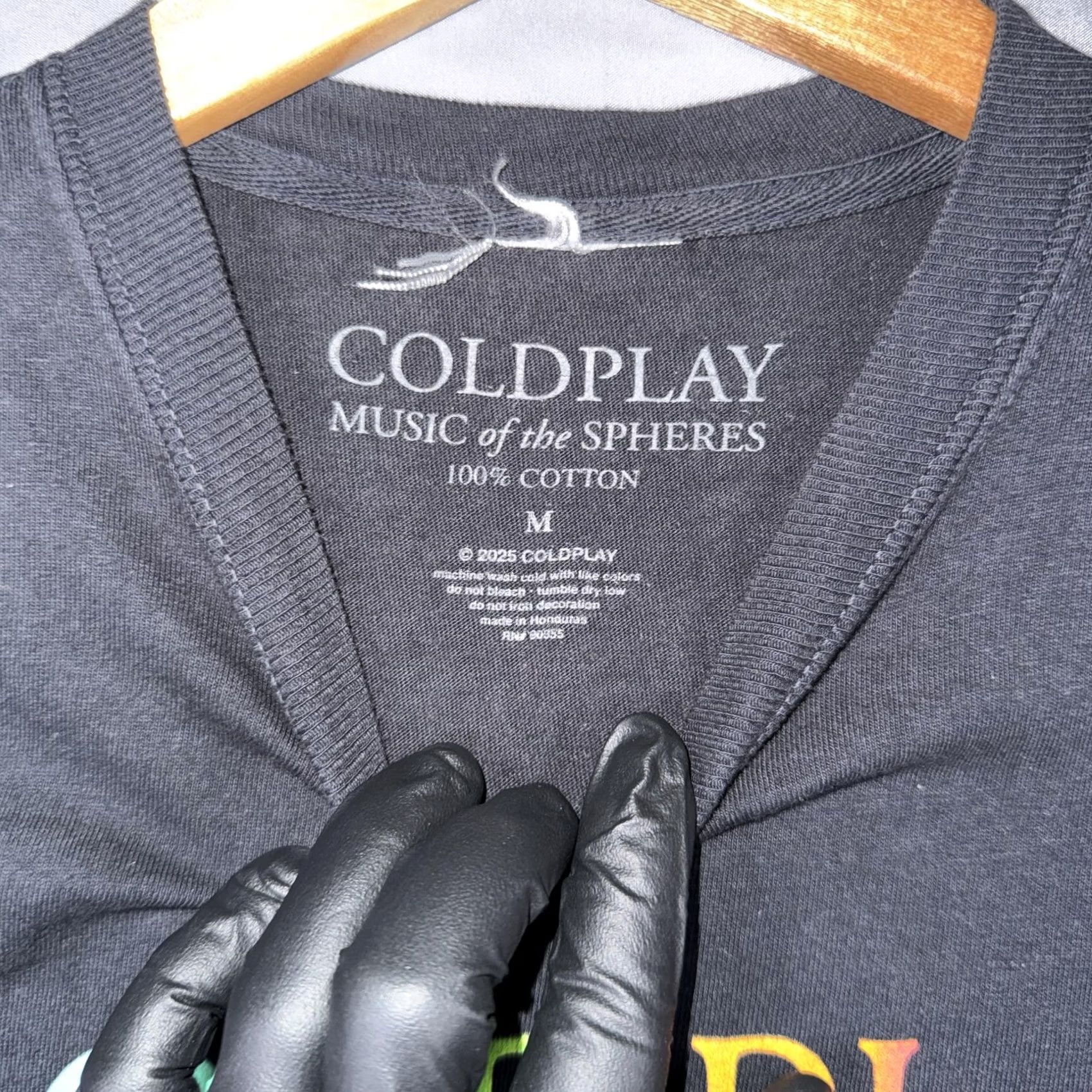 Vintage Coldplay Shirt Mens M Black Music Of The Spheres World Tour 2025 Tee Size US M / EU 48-50 / 2 - 3 Thumbnail