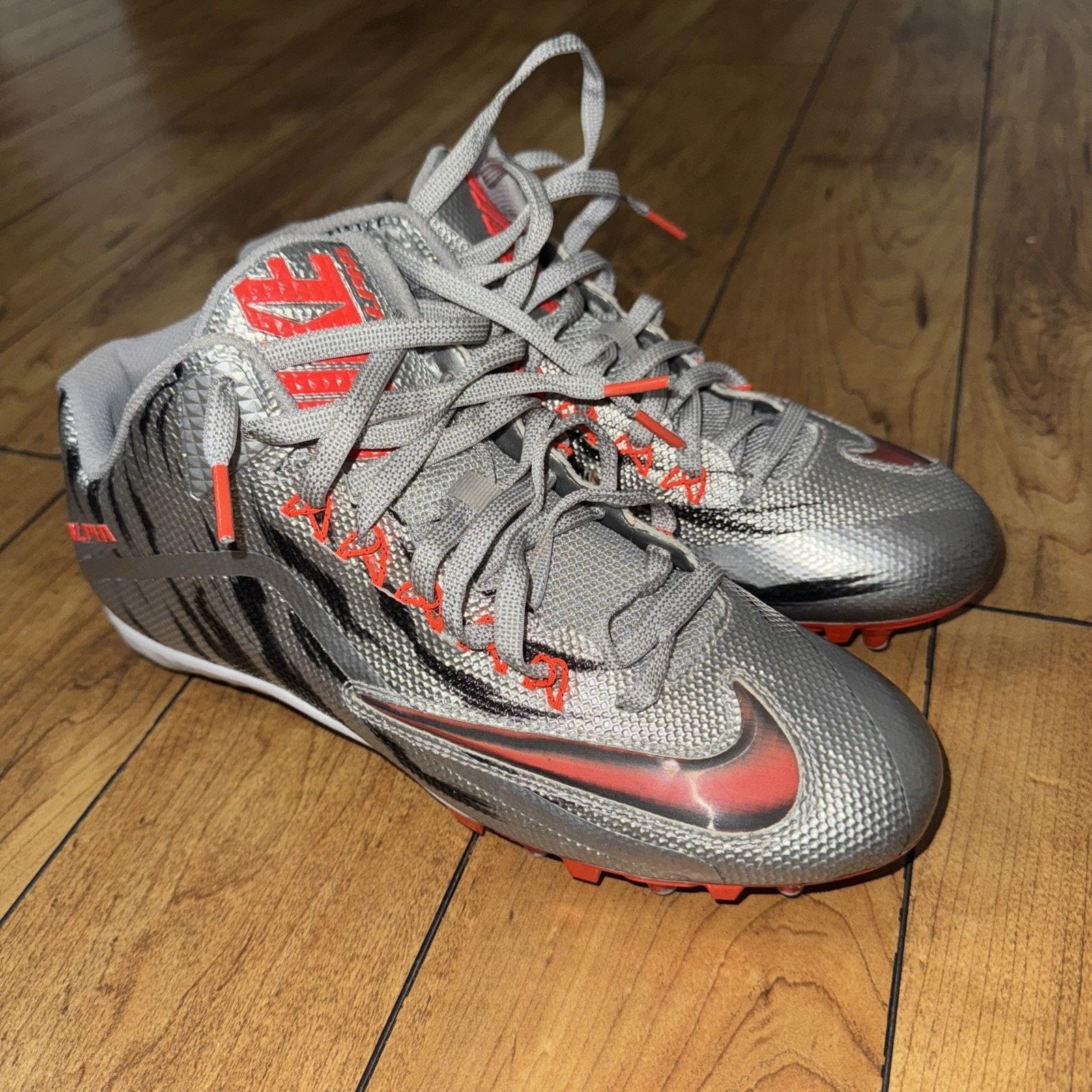 Nike Nike Alpha Pro 2 TD LE 2.0 Football Cleats Silver Men 10.5 Size US 10 / EU 43 - 1 Thumbnail