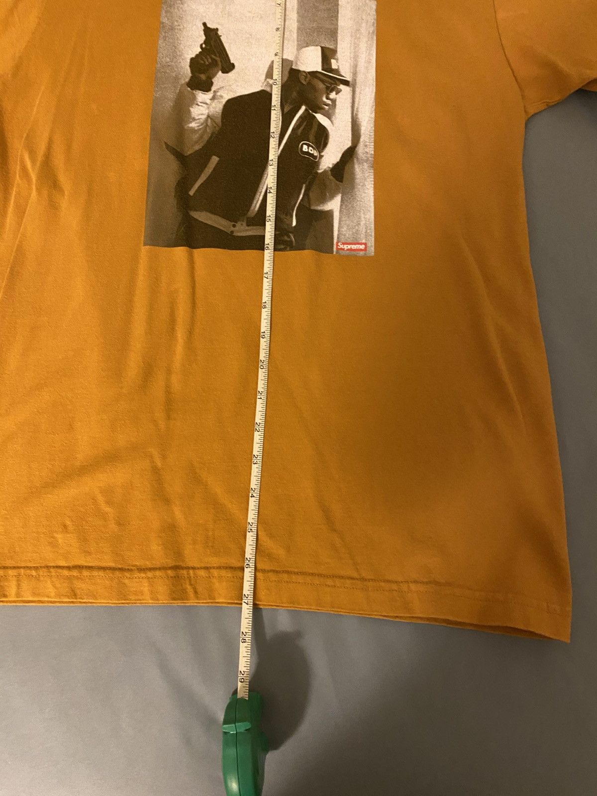 Supreme Supreme KRS One Tee Gold Size M Size US M / EU 48-50 / 2 - 5 Thumbnail