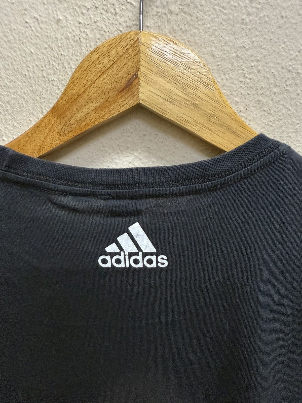 Adidas Adidas wording spellout tshirt Size US S / EU 44-46 / 1 - 13 Thumbnail